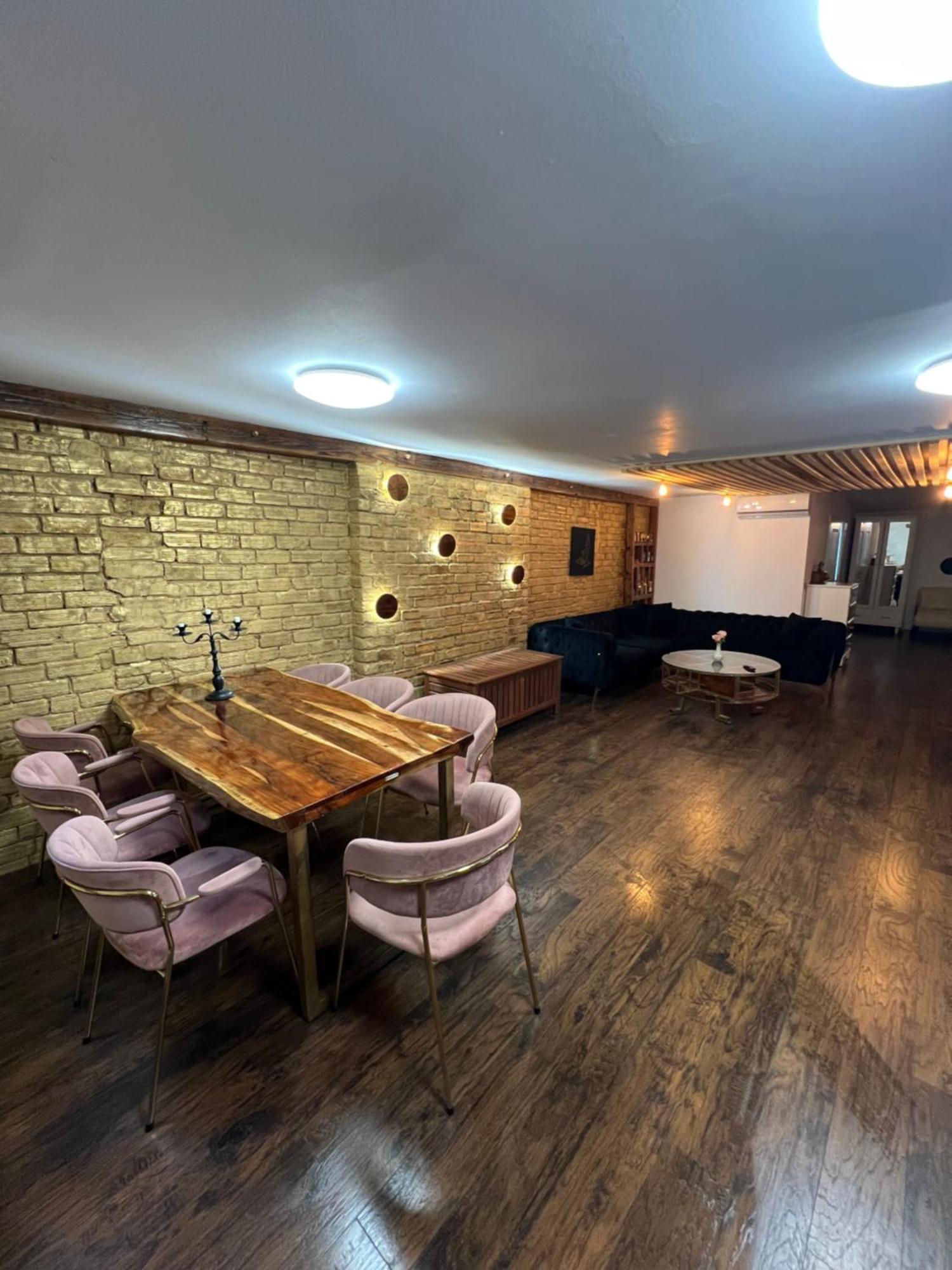 Fancy Old Town Apartment Bucharest