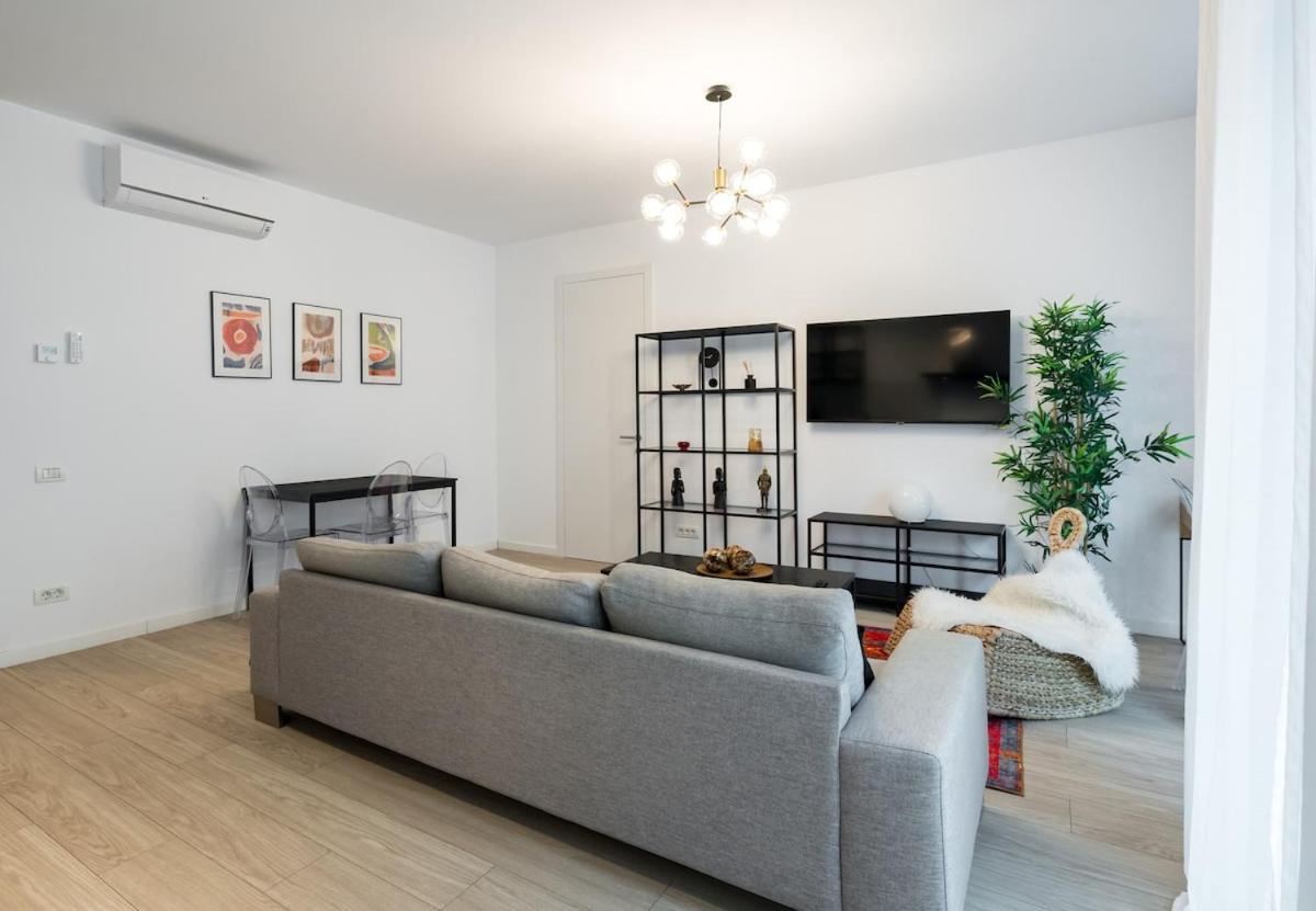 Elegance In Win Herastrau - King Bed
