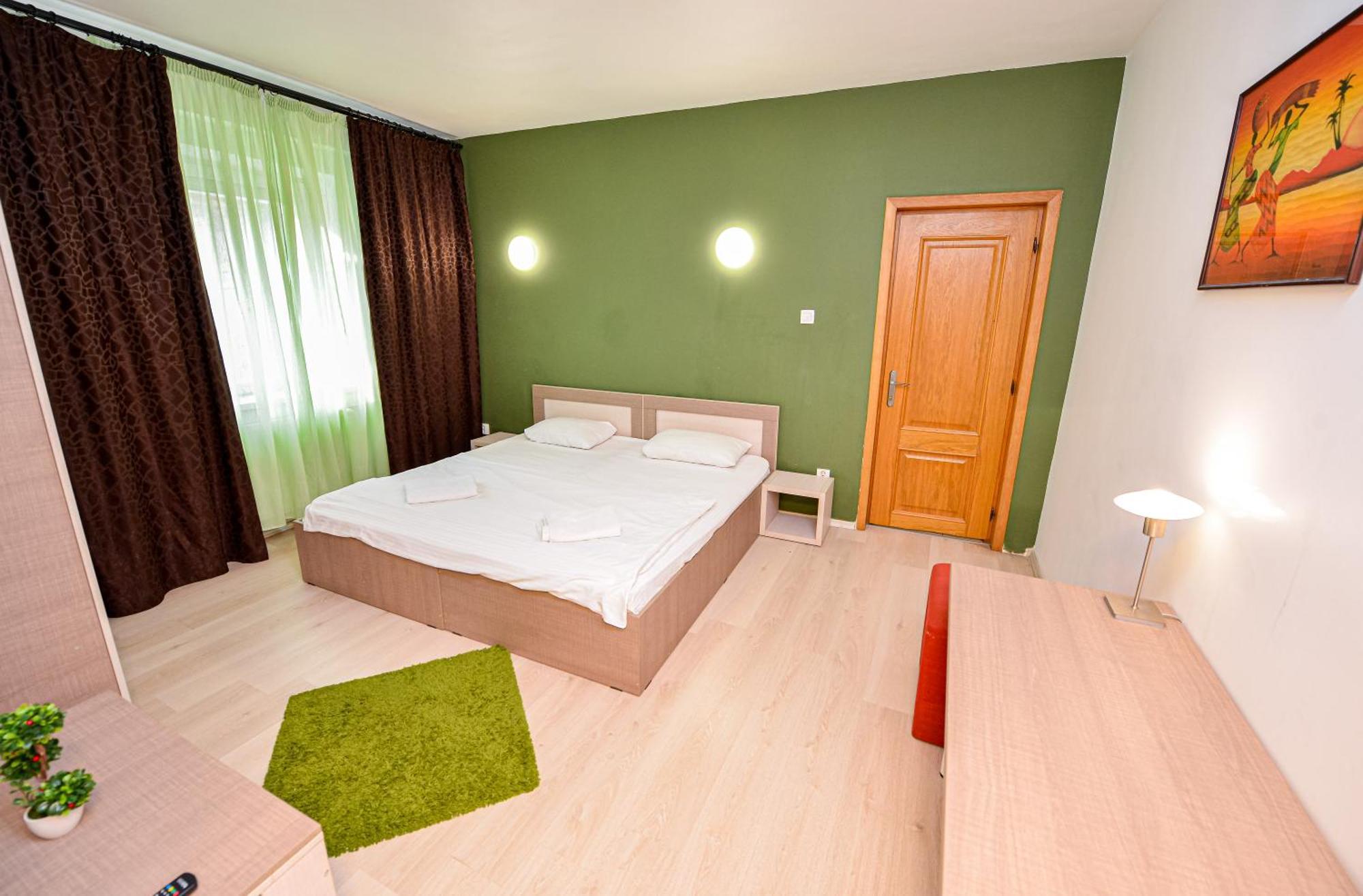 Center Aparthotel *