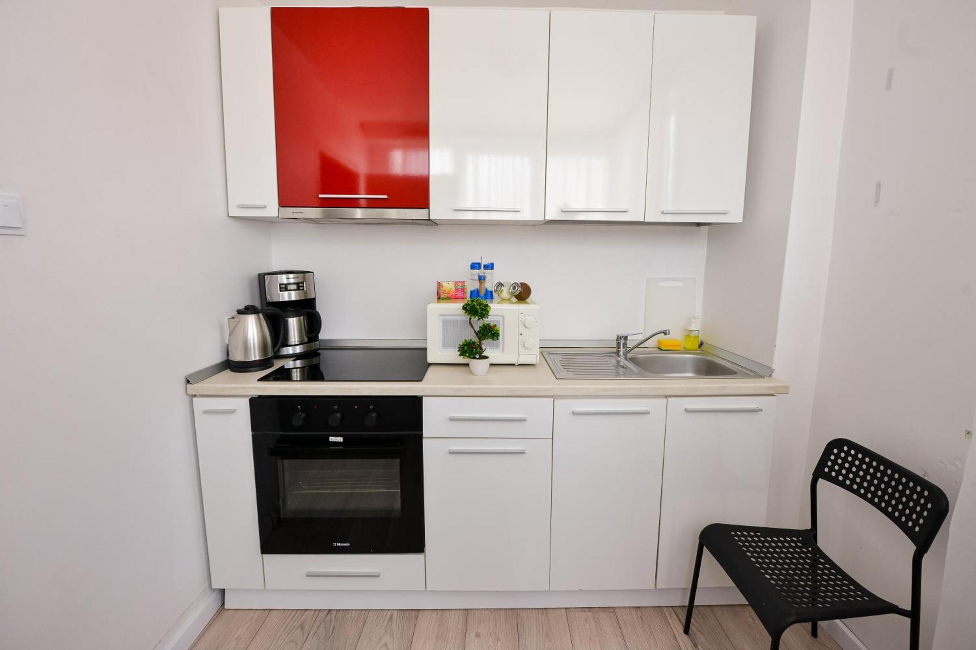 Apartment Center *