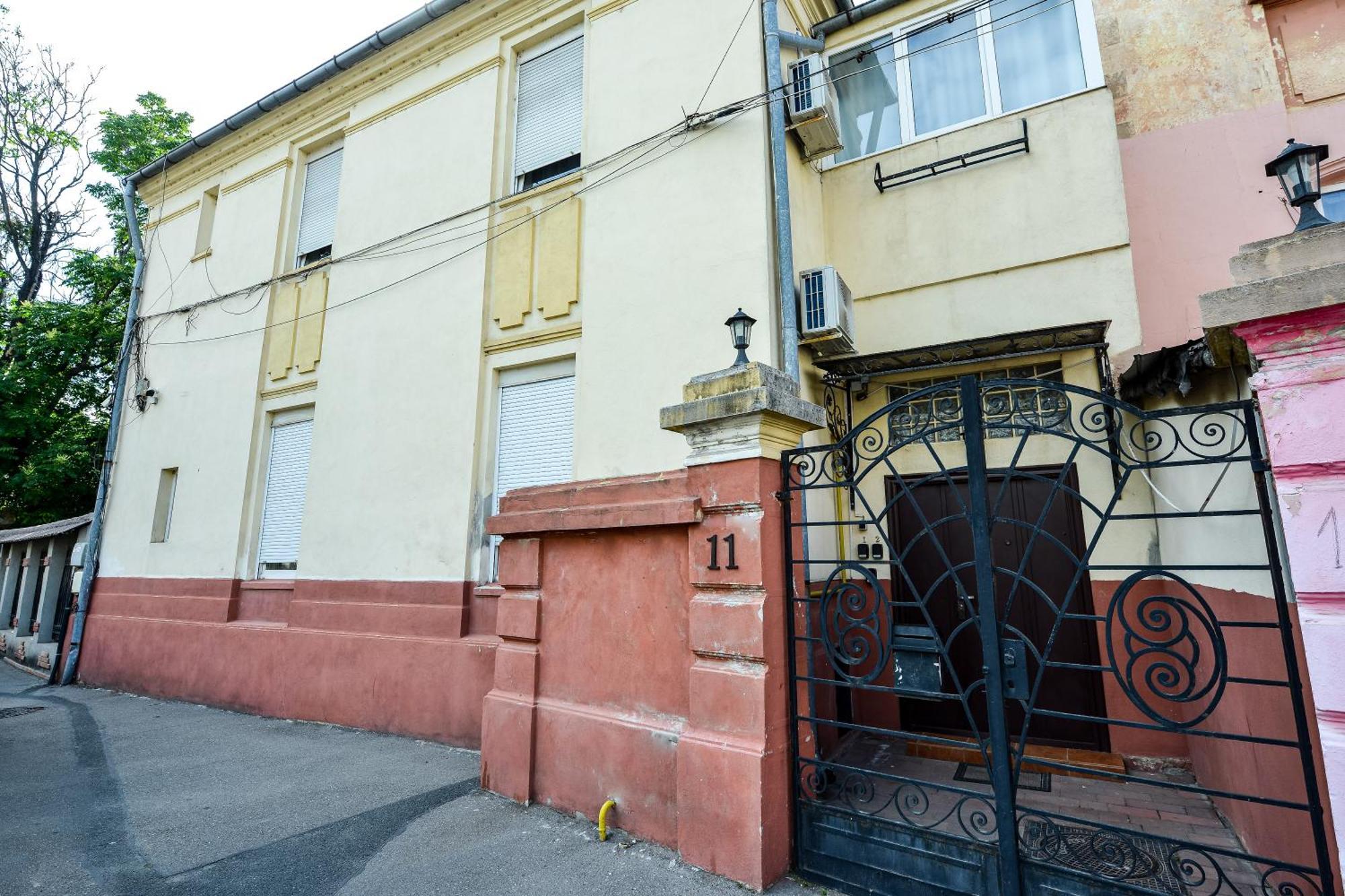 Center Apartment