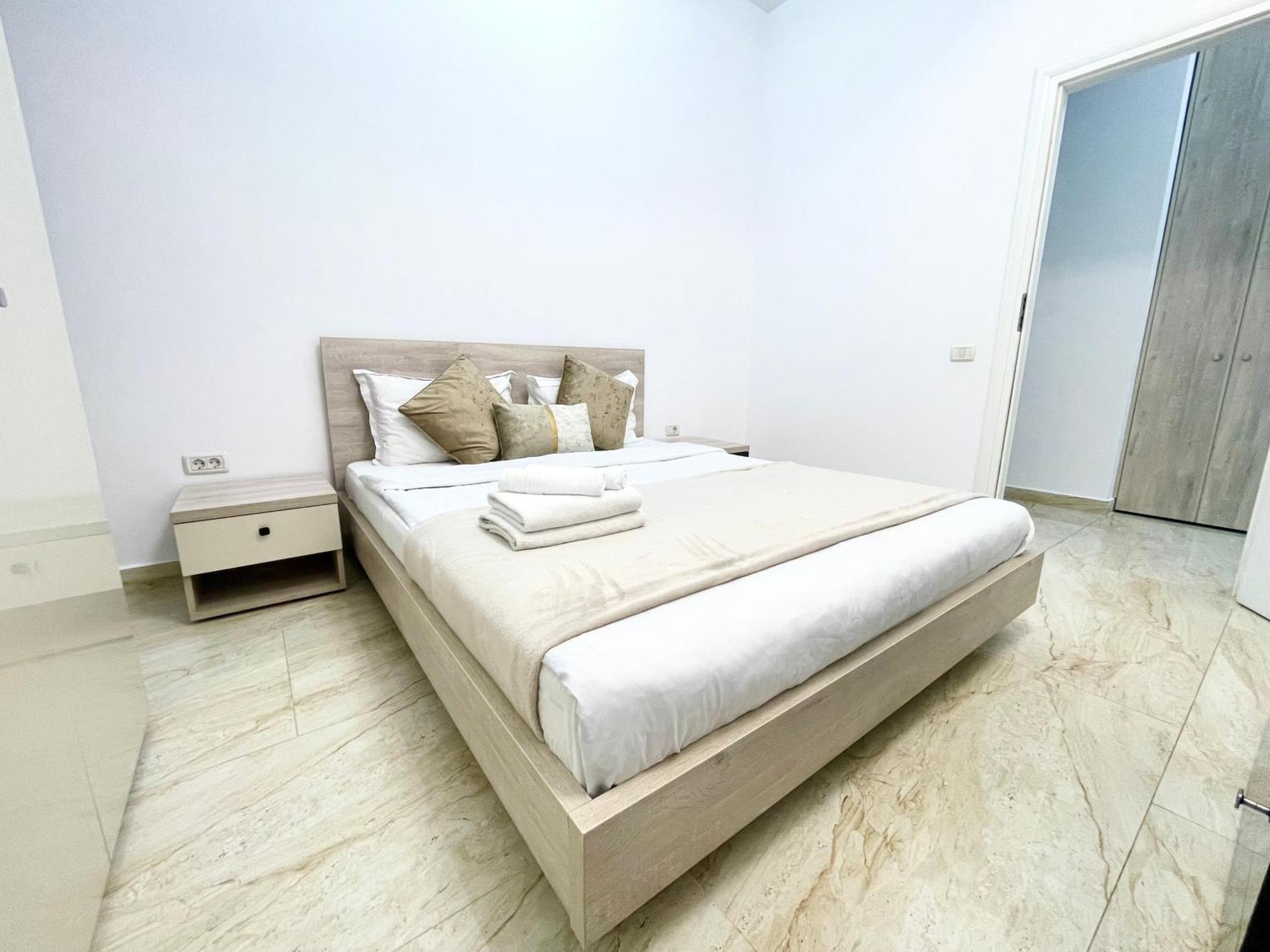 Apartment Adress Ad25 Bucharest