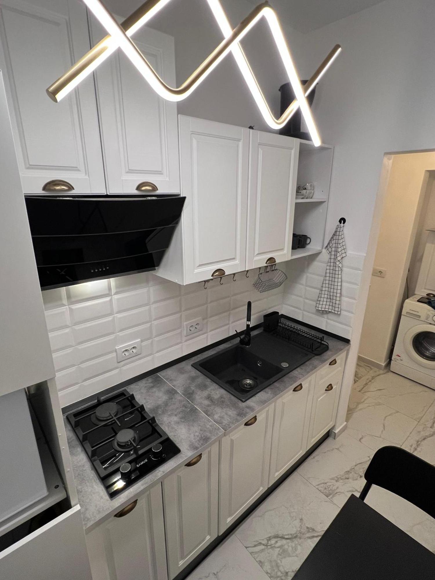 Luxury Oldtown Apartment