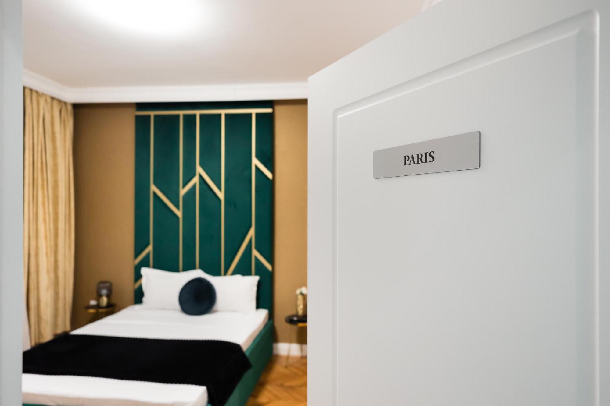 Apartment Paris *