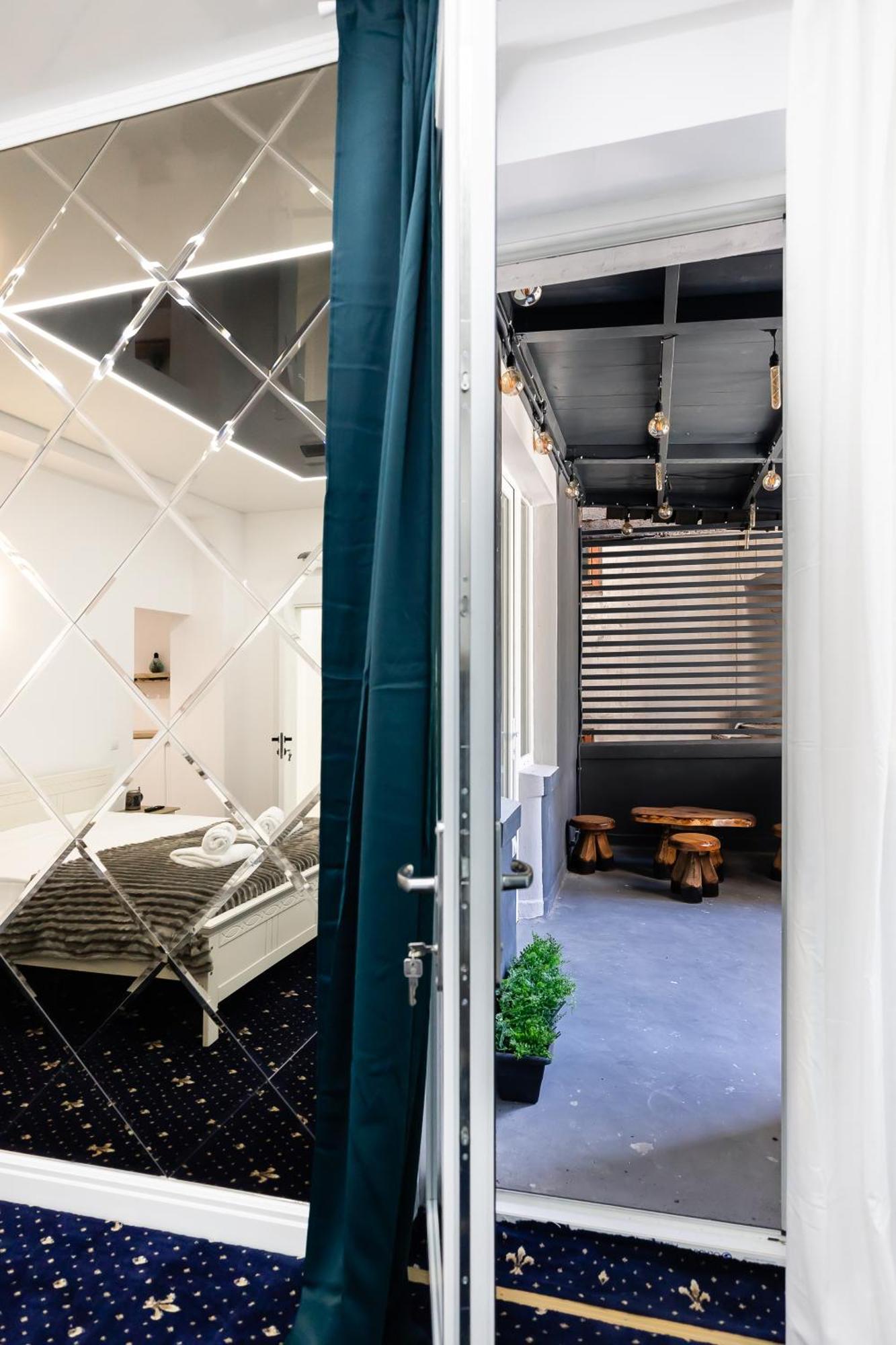 Aparthotel La *