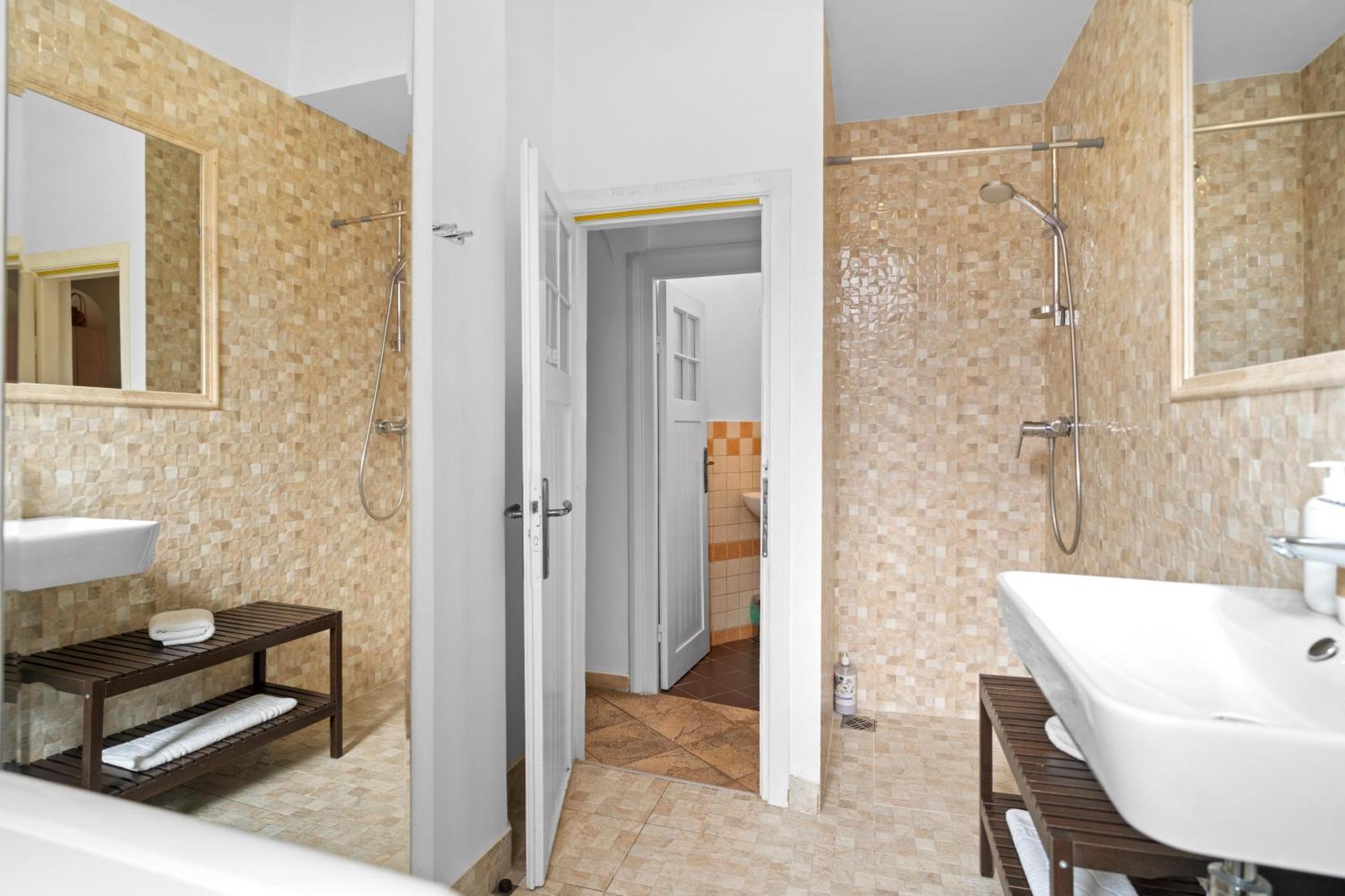 Golden - In The Heart Of Old Town Apartament Bucureşti