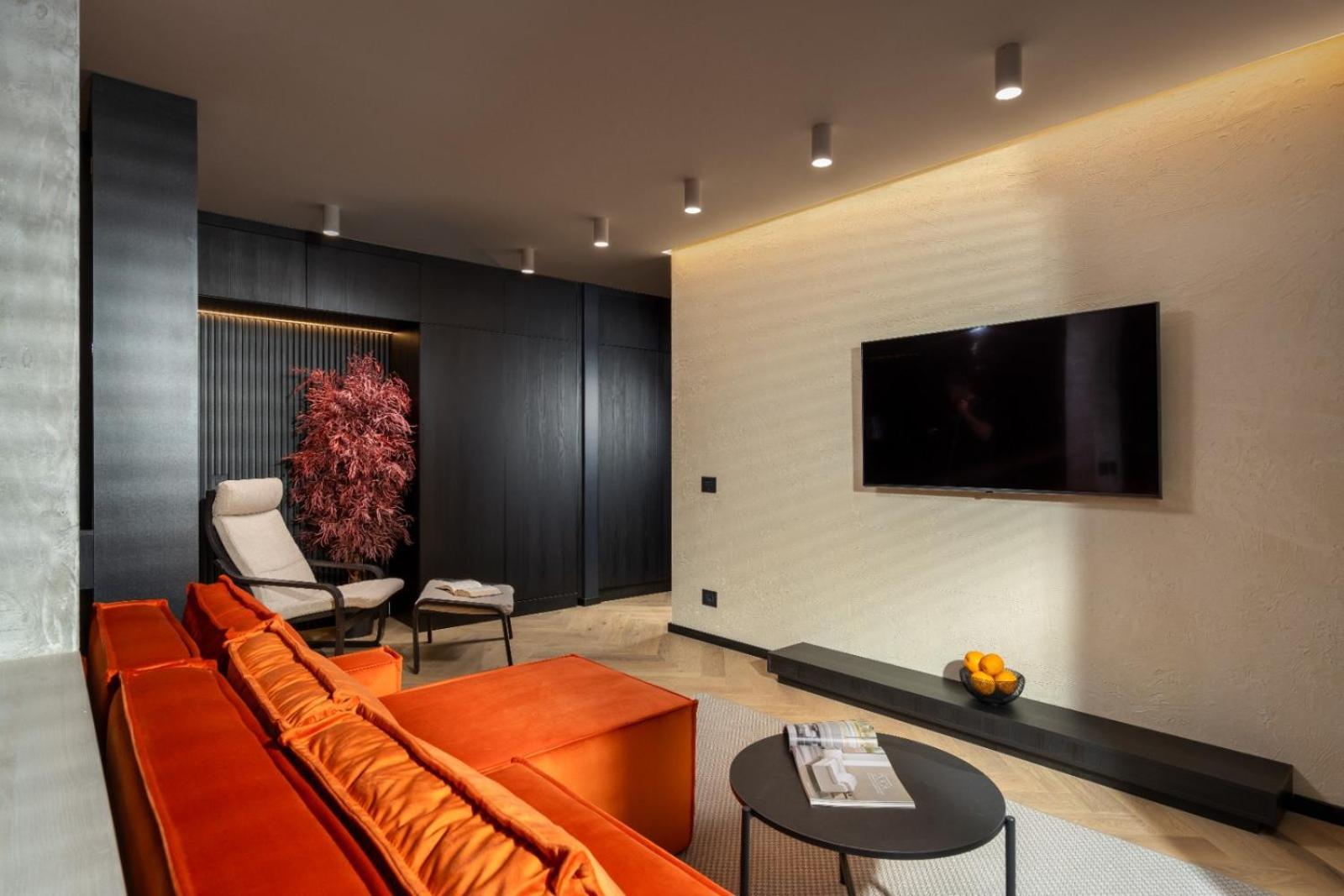 Amber - Luxury By Selestate *