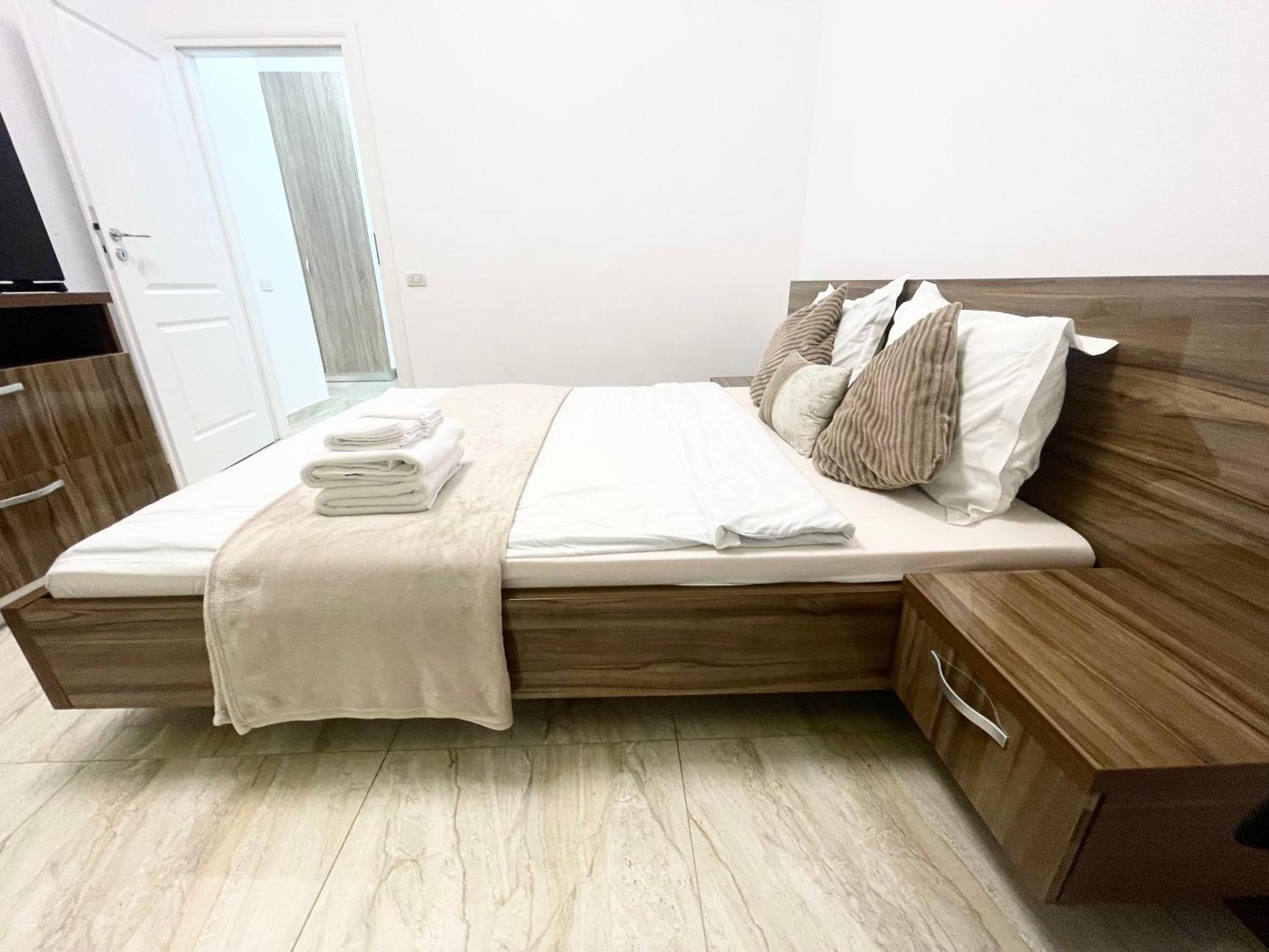 Adress Dd20 Apartament *