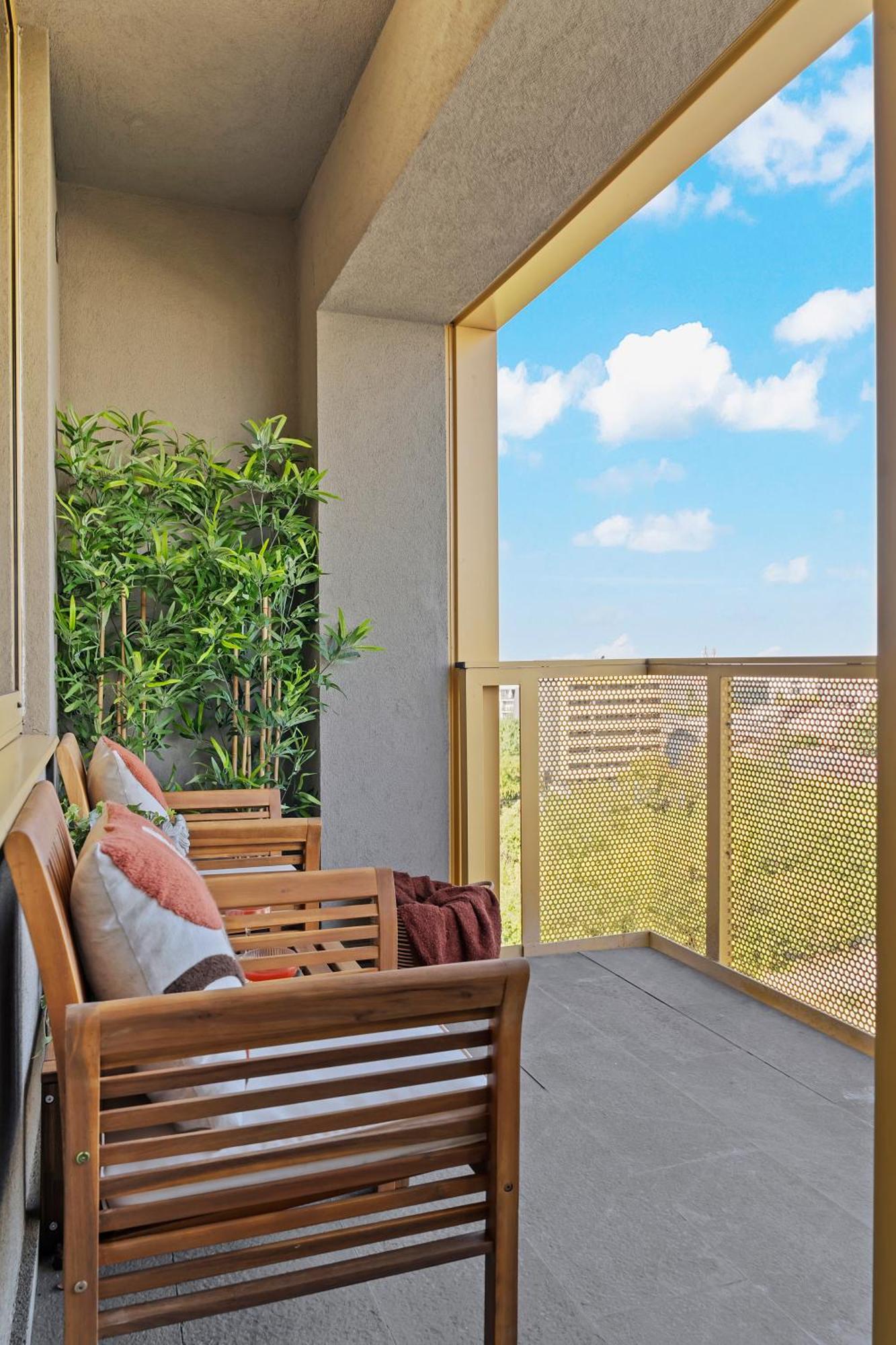 Mido Aviatie Park With Private Parking & Self Check-in Apartament *