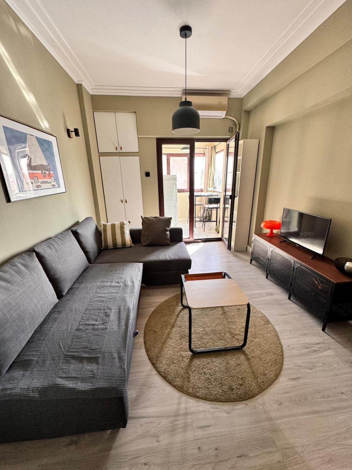 Cozy Plevnei Apartment *