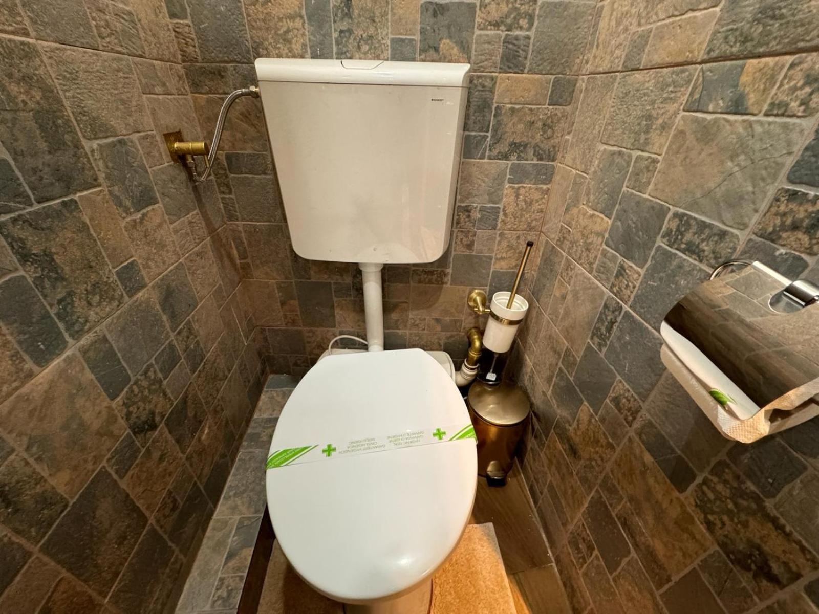 Hotel Harry Piata Romana
