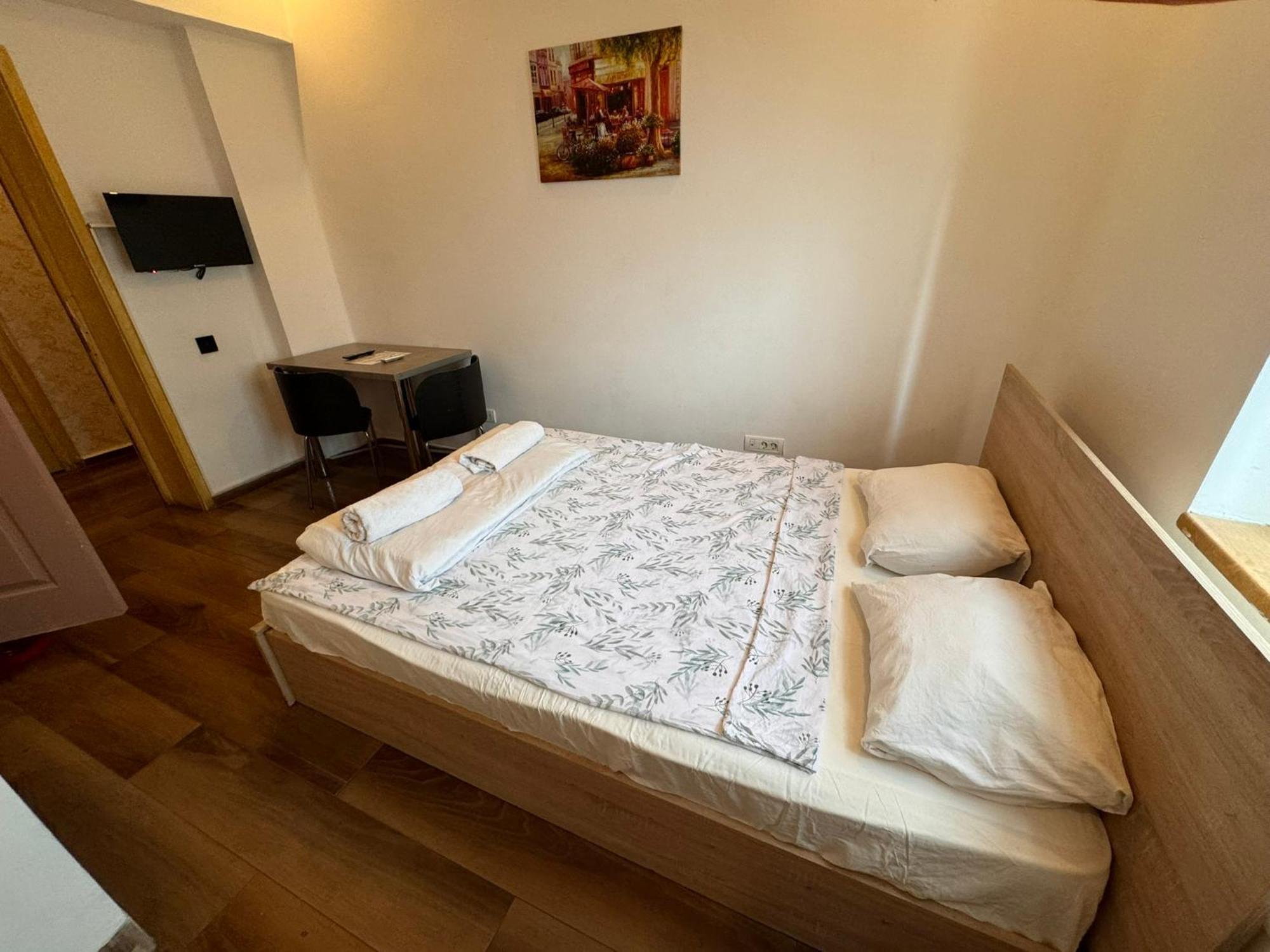 Hotel Harry Piata Romana Bucareste