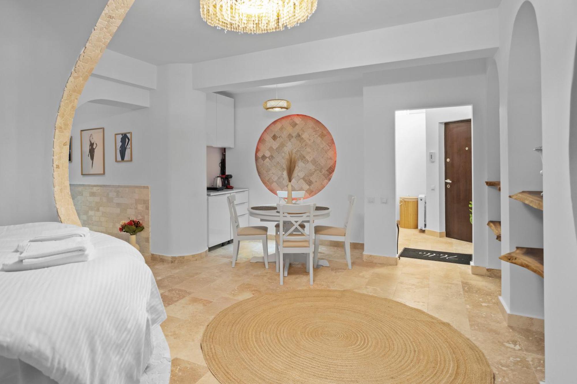Santorini White Experience Bucharest