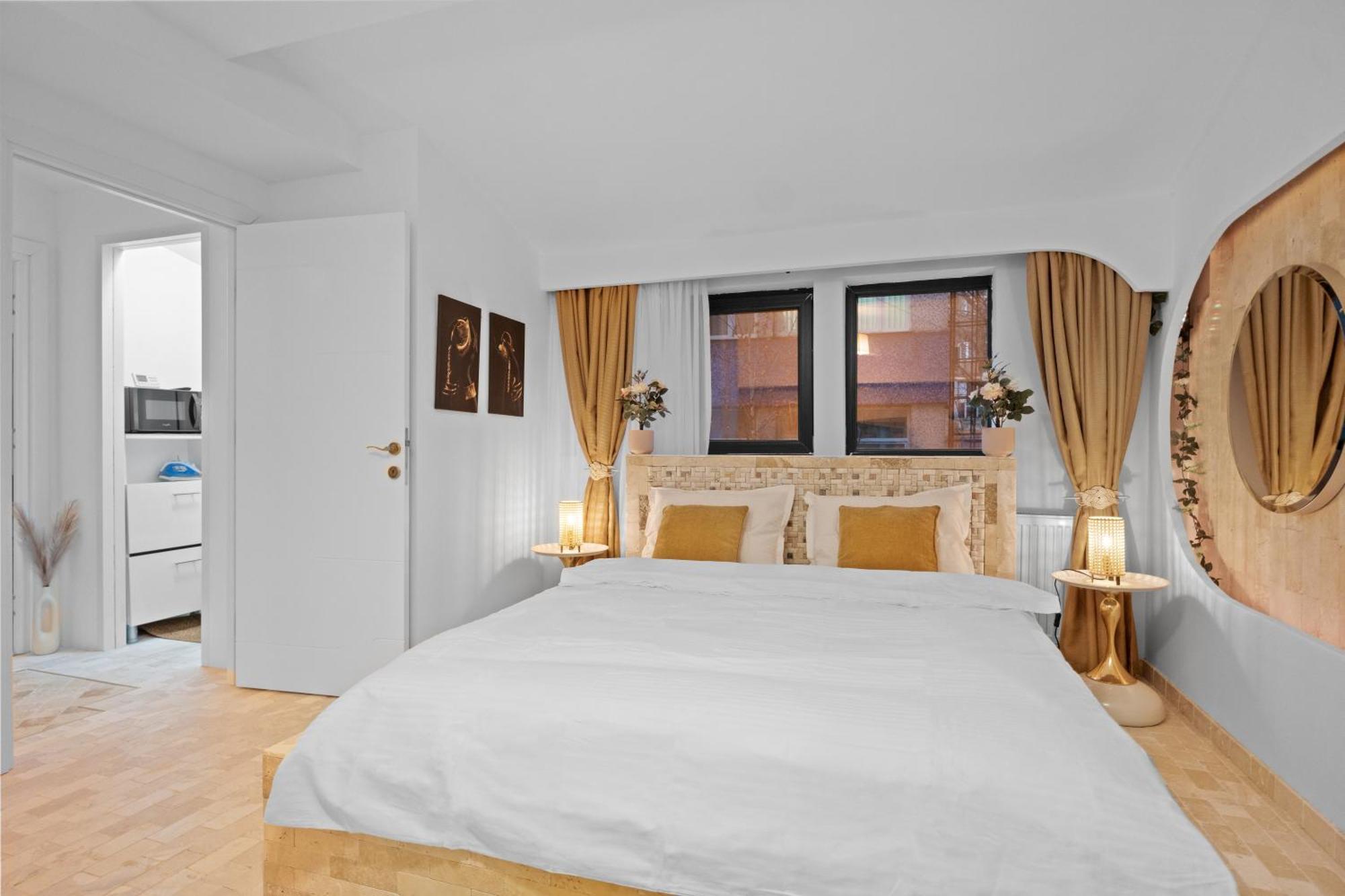 Santorini White Experience Apartment