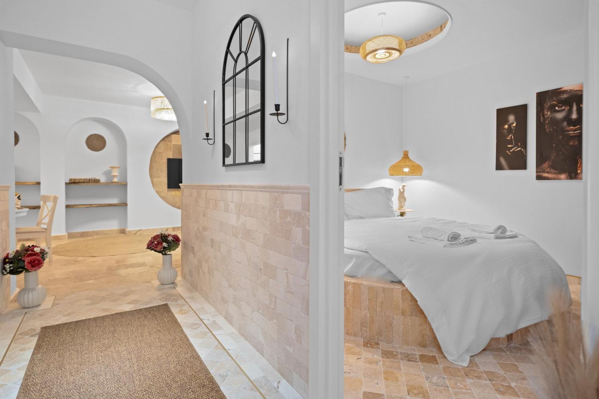 Santorini White Experience *