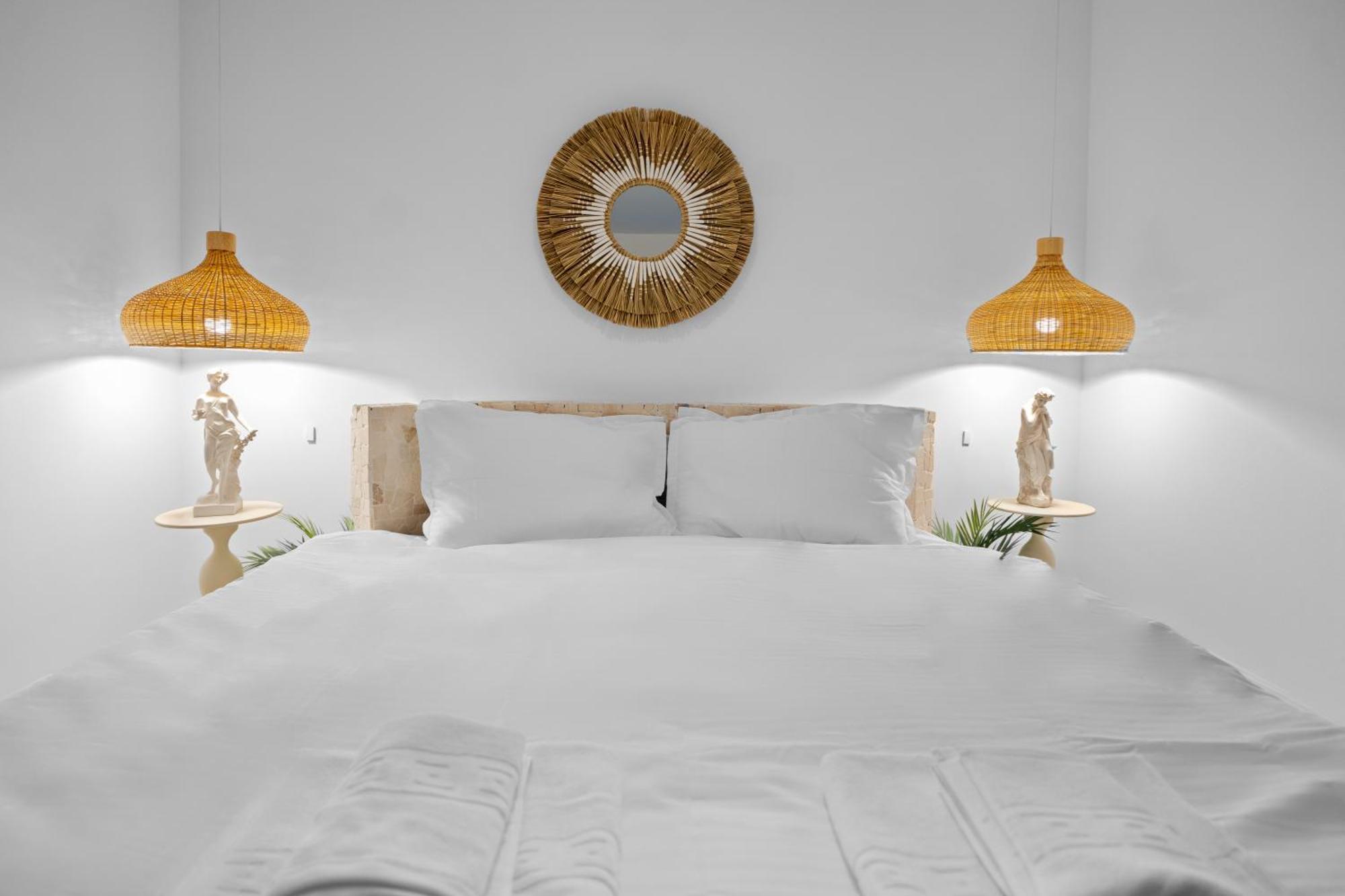 Santorini White Experience * Bucharest