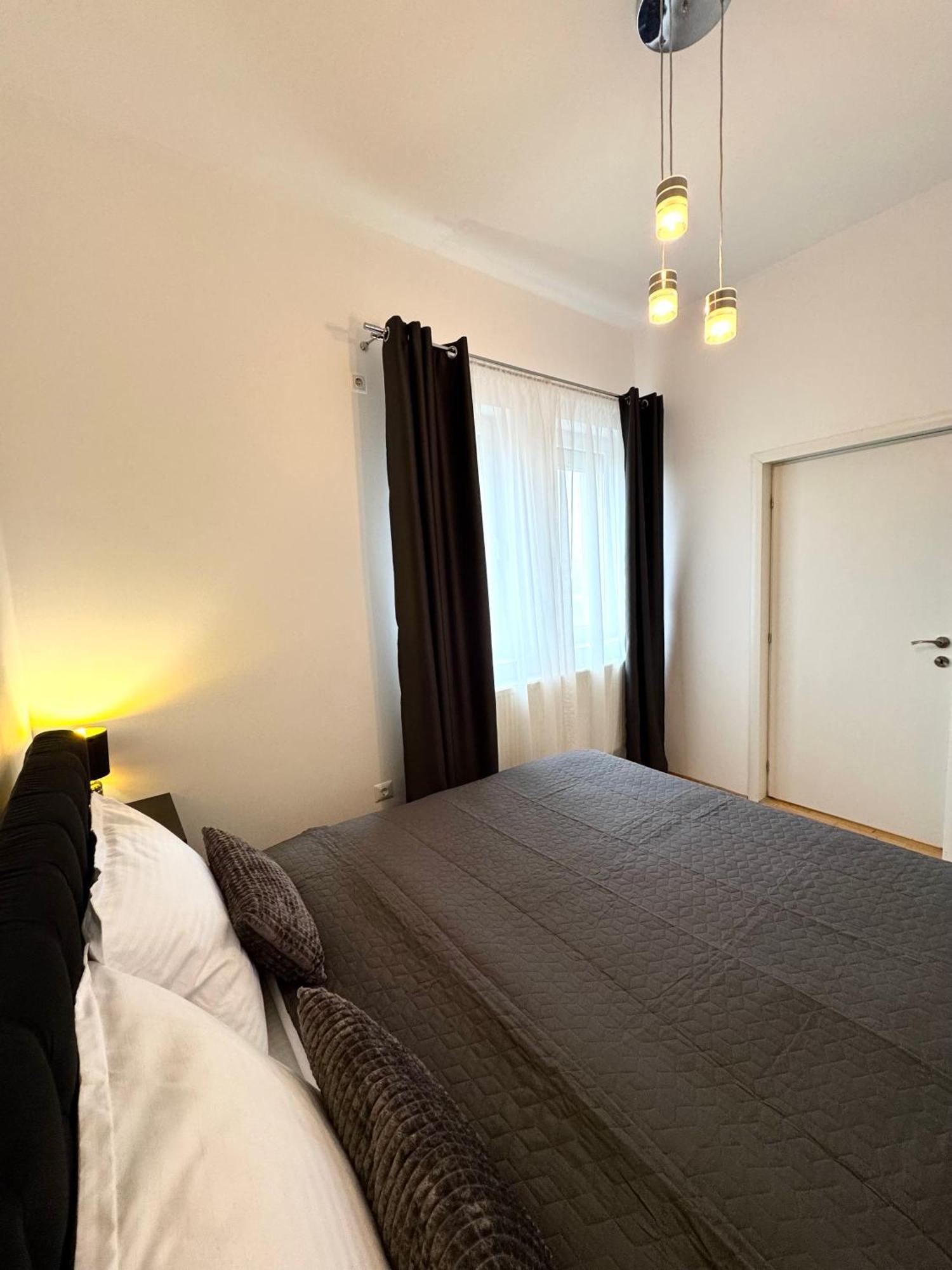 Moon View - Luxury - Sanador Victoriei Apartment *