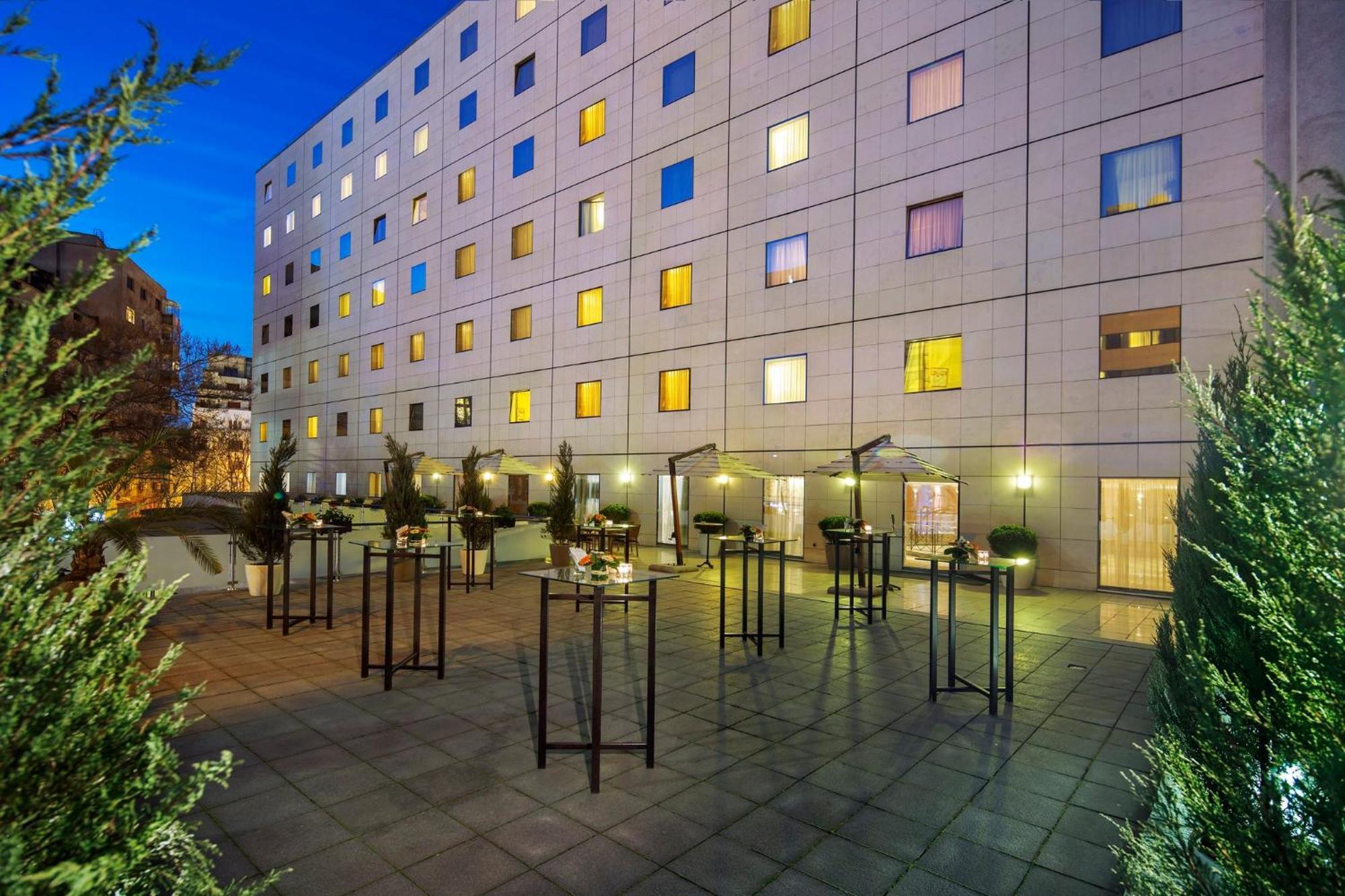Intercontinental Athenee Palace Bucharest, An Ihg 5* Bucareste