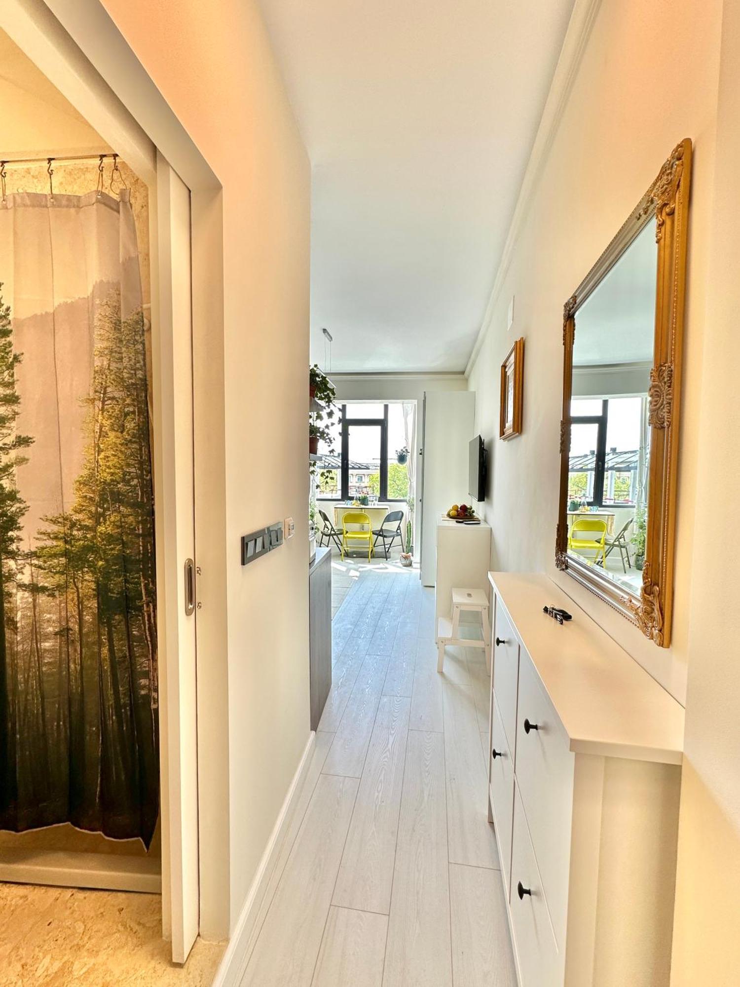 Harmony - Elegant Escape Near Ateneu * Bucharest