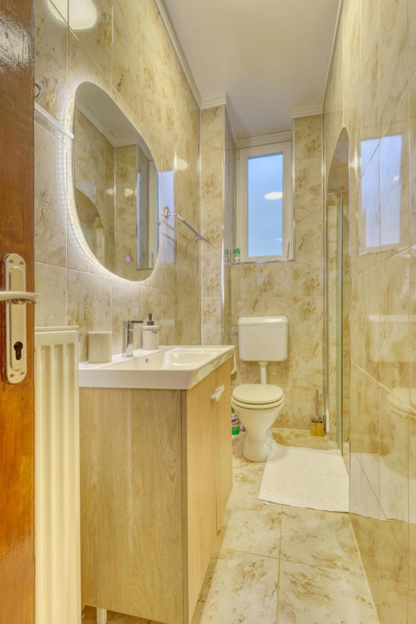 Muse Downtown Apartment *