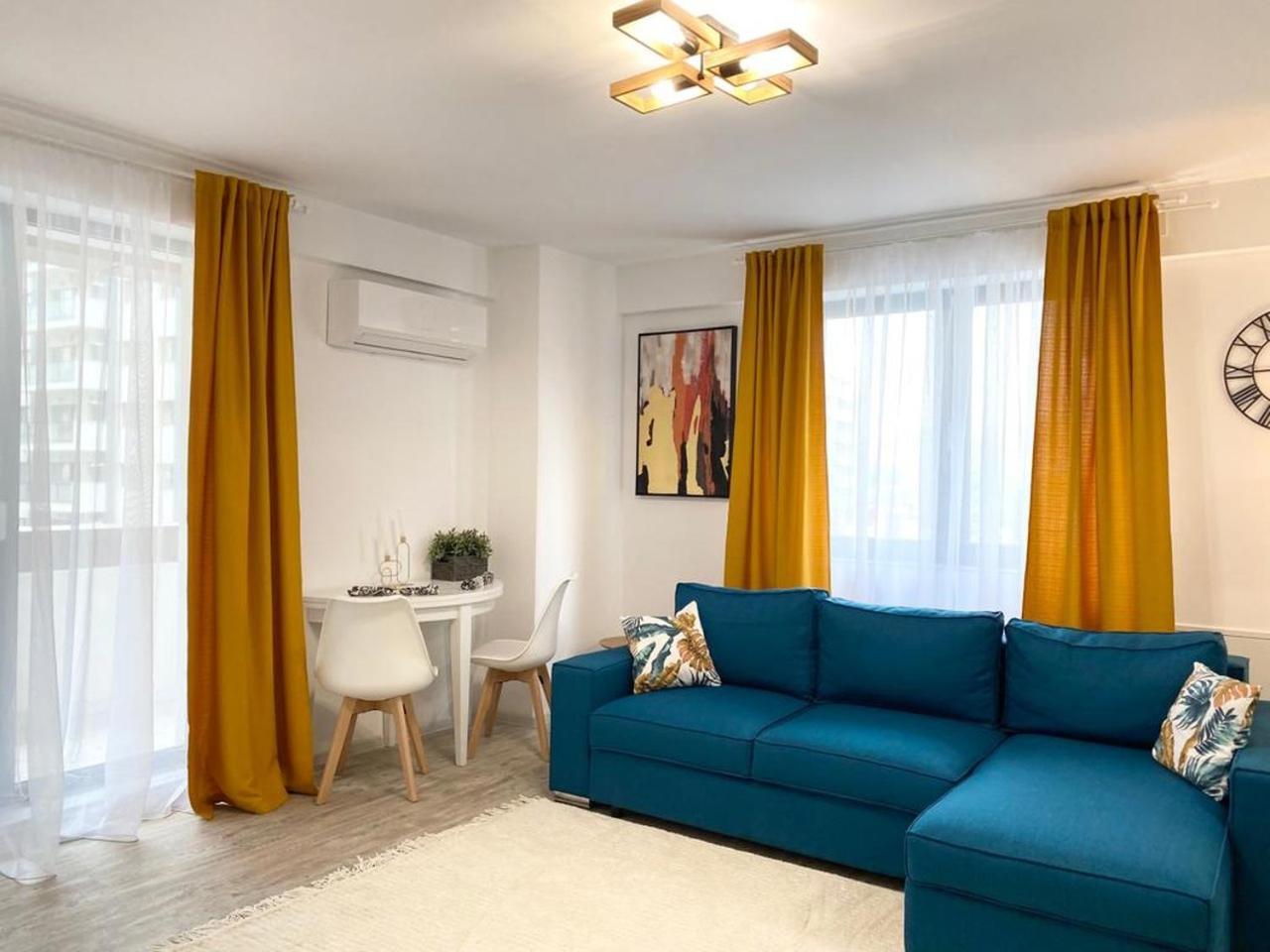 The Painter - Timpuri Noi 1br With Parking * Bucharest
