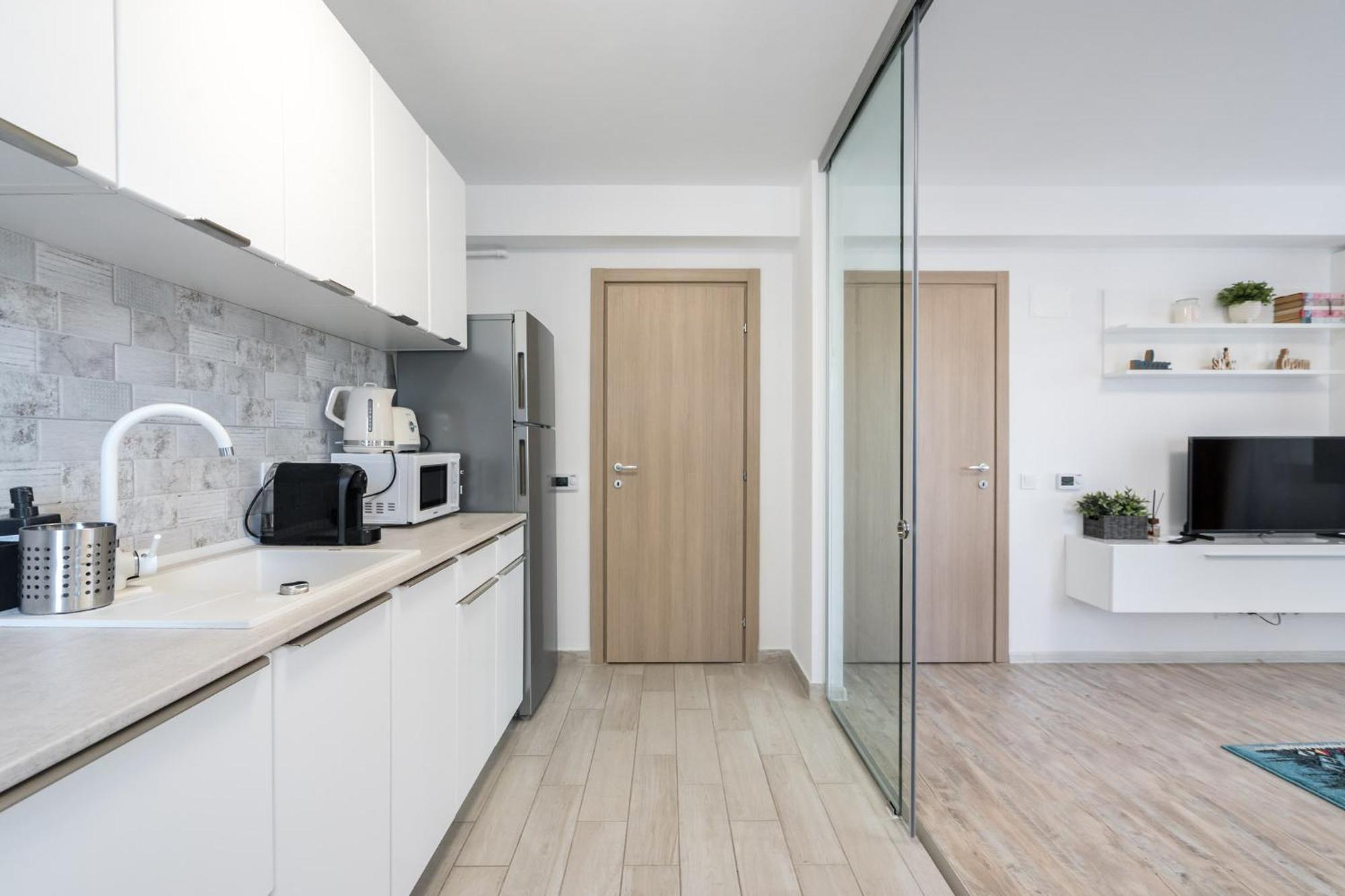 Apartment The Painter - Timpuri Noi 1br With Parking *