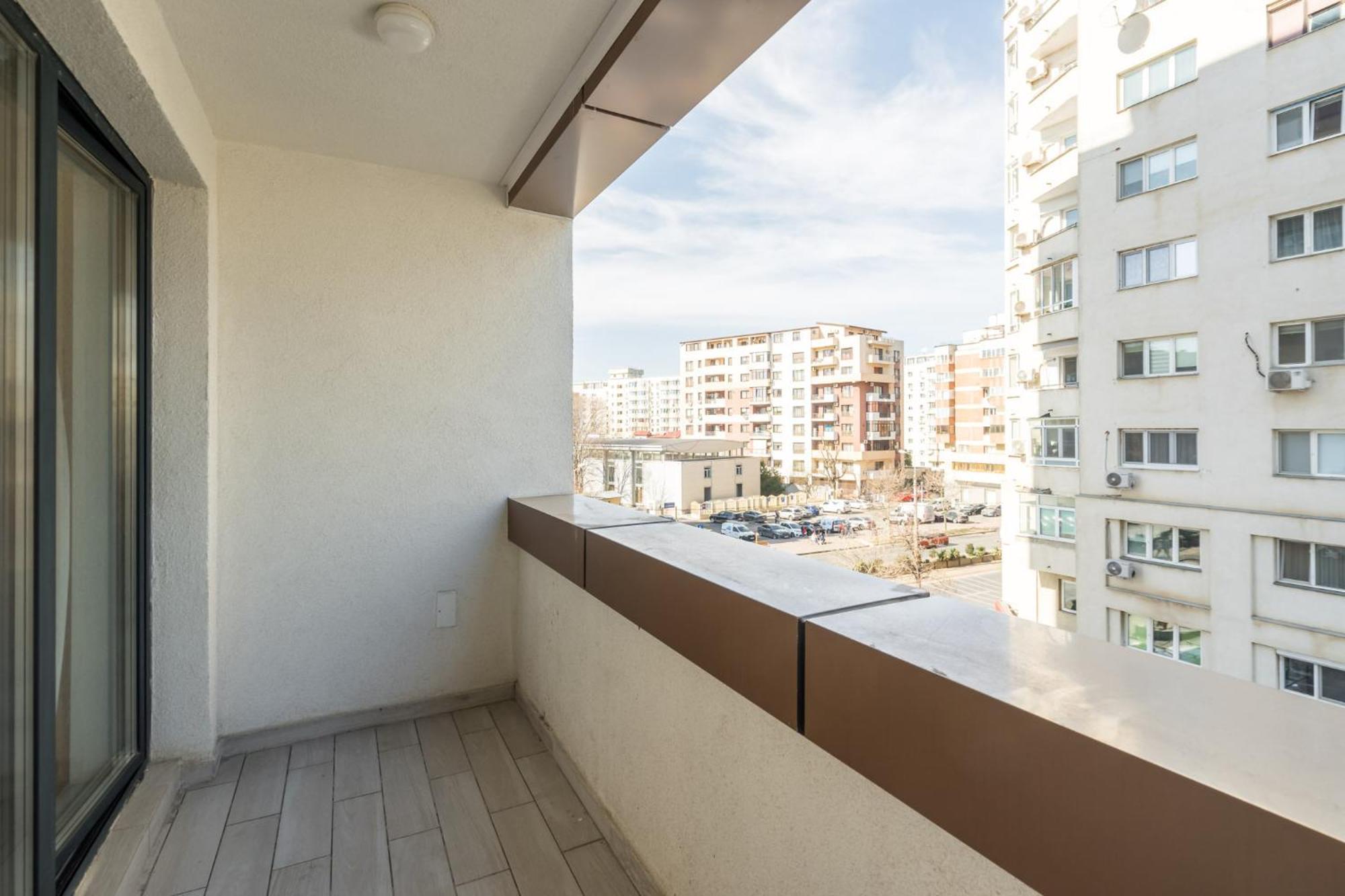 Apartment The Painter - Timpuri Noi 1br With Parking Bucharest