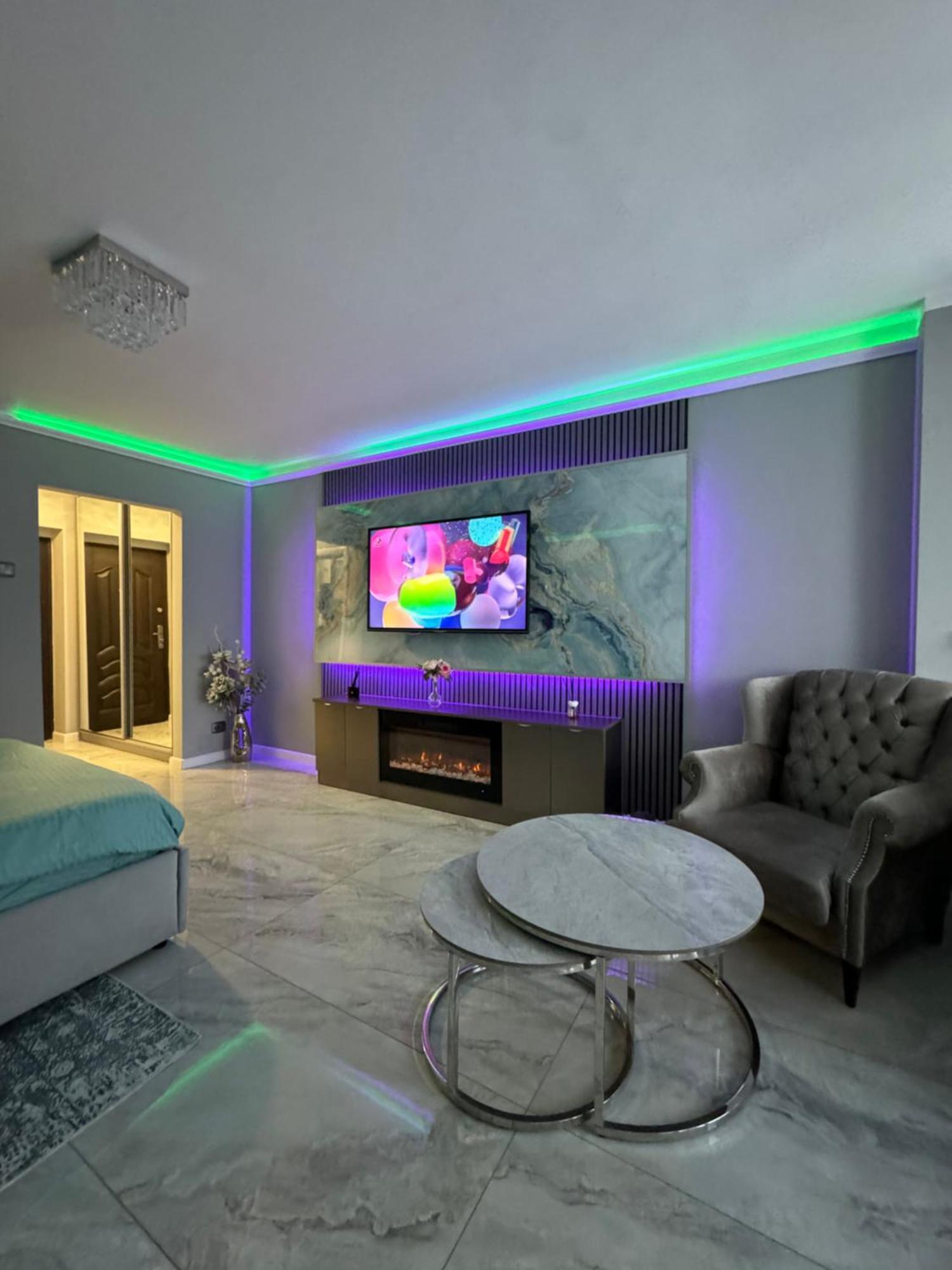 Apartment Silver At Just 8 Minutes Distance Of Center Bucharest