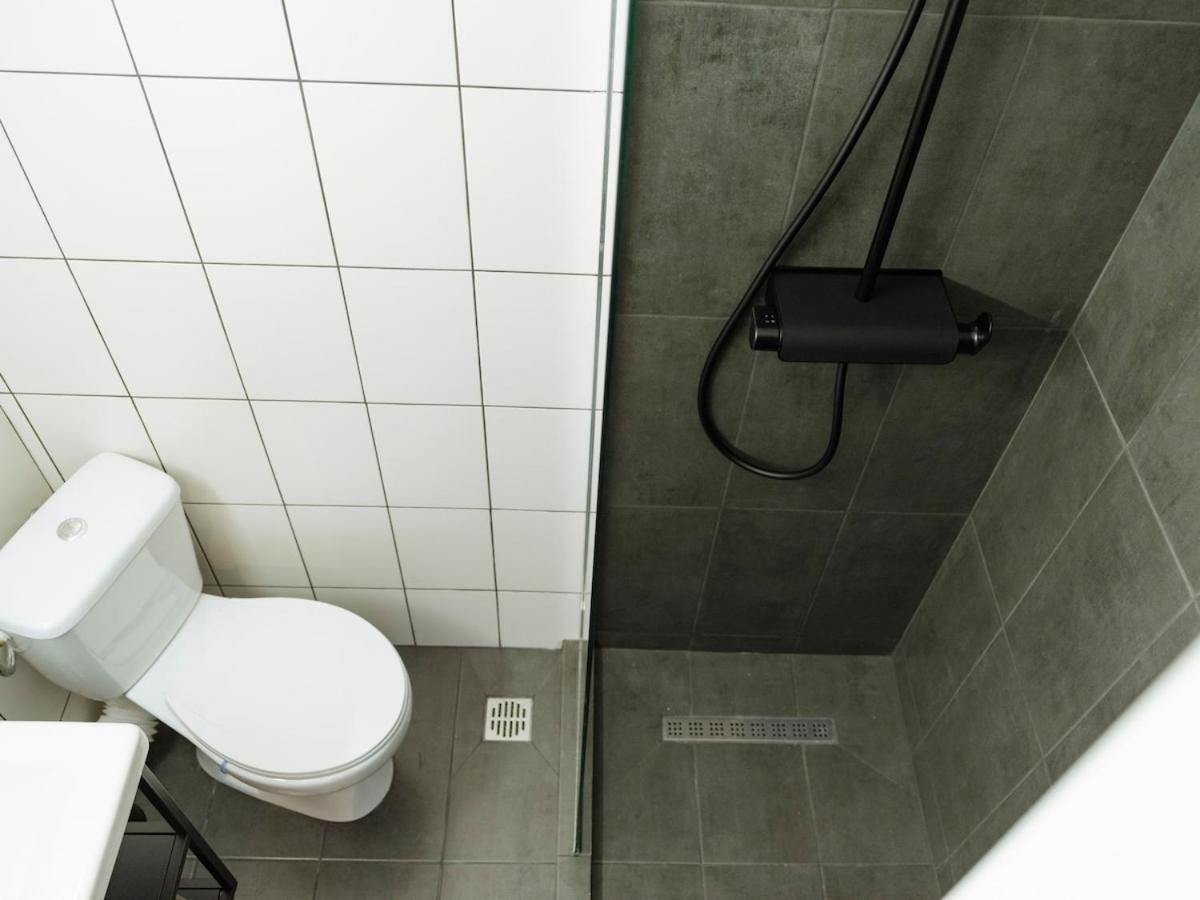 Aura - Old Town Apartment