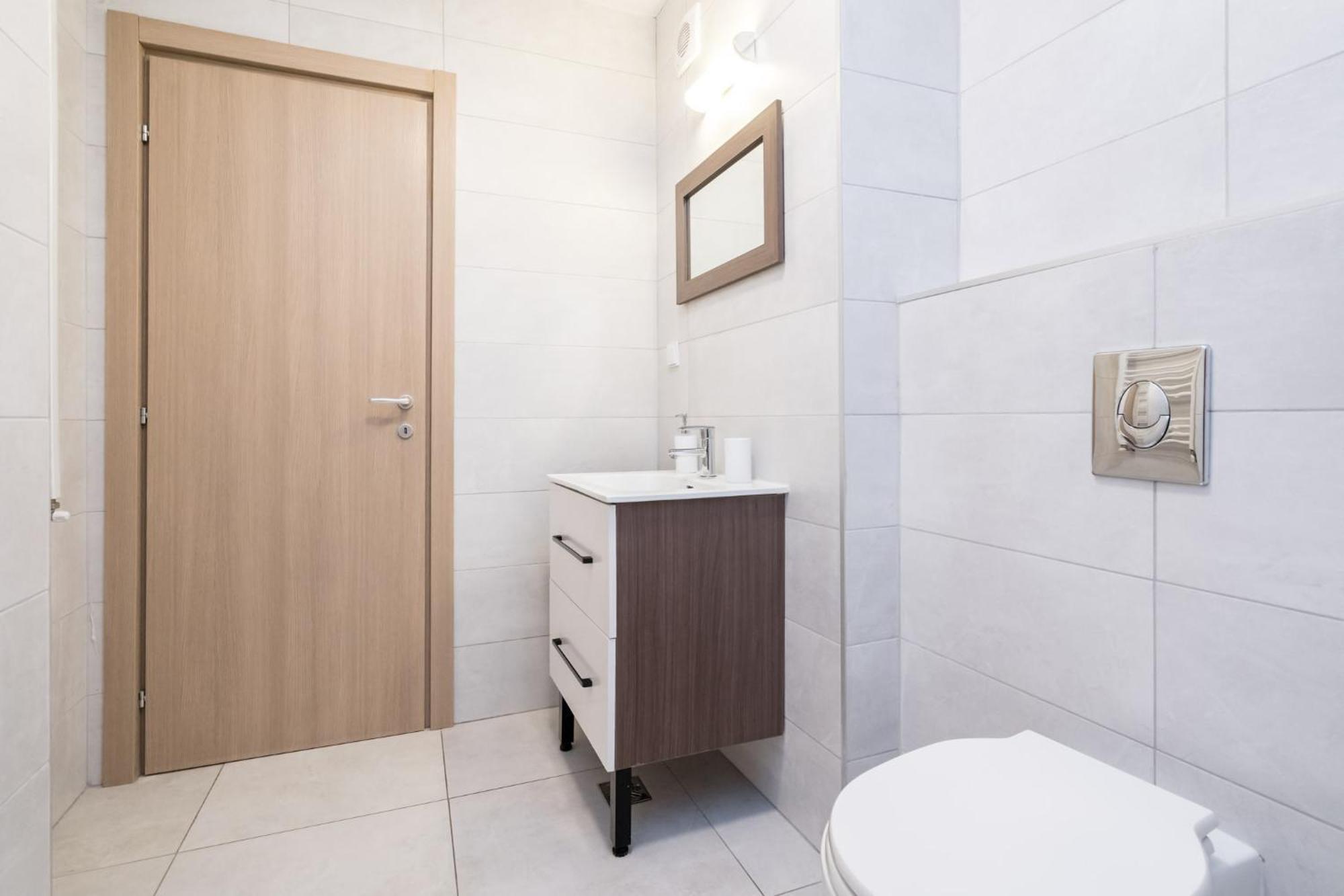 9 - Stylish In Roka Apartment