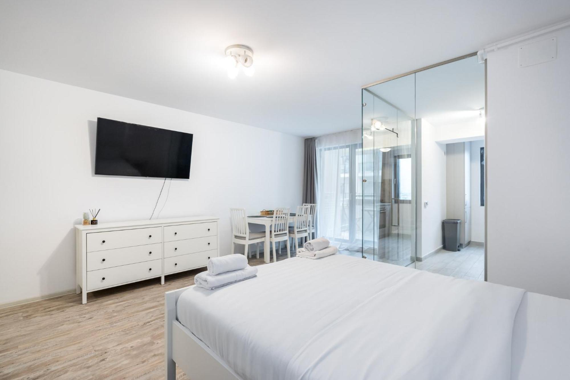 Apartment 9 - Stylish In Roka