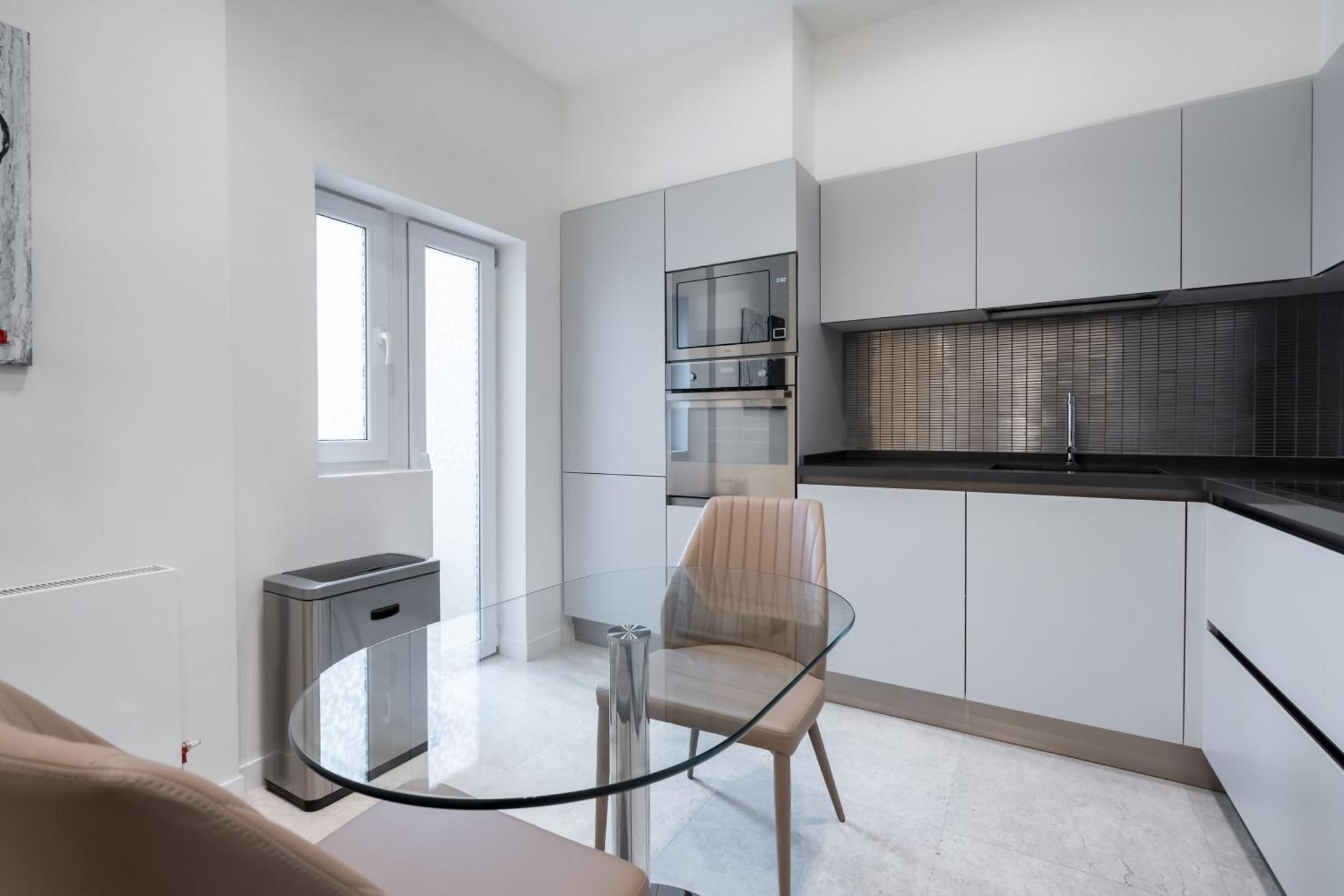 Esop - Elegant 2br In Dorobanti * Bucureşti