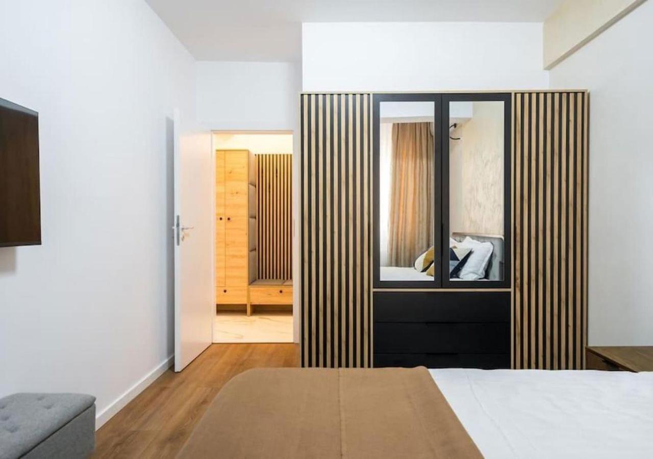 Bonita - Chic Urban Retreat With Private Balcony Bucharest