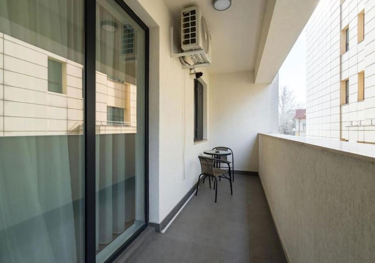 Bonita - Chic Urban Retreat With Private Balcony Bucharest