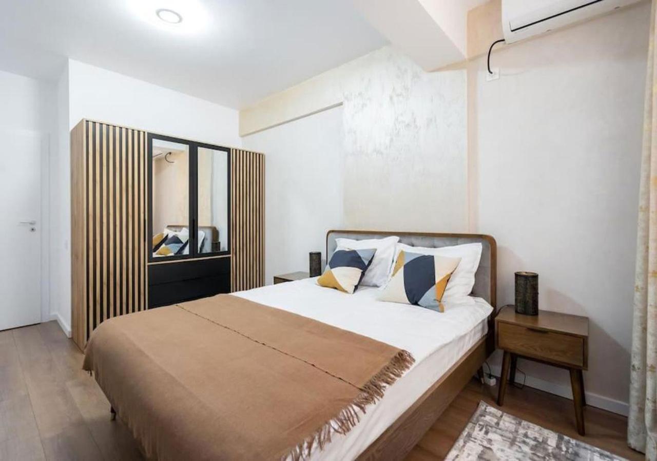 Bonita - Chic Urban Retreat With Private Balcony Bucharest