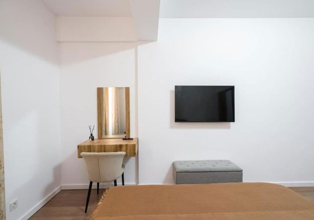 Bonita - Chic Urban Retreat With Private Balcony * Bucharest