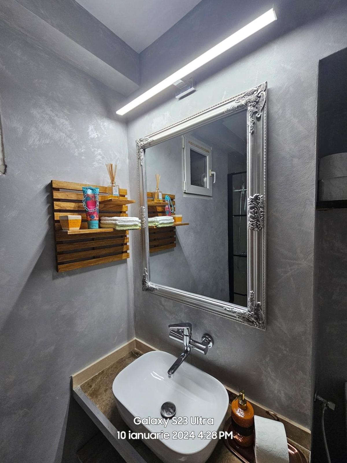 Central, Happy Wi Fi Apartment Bucharest