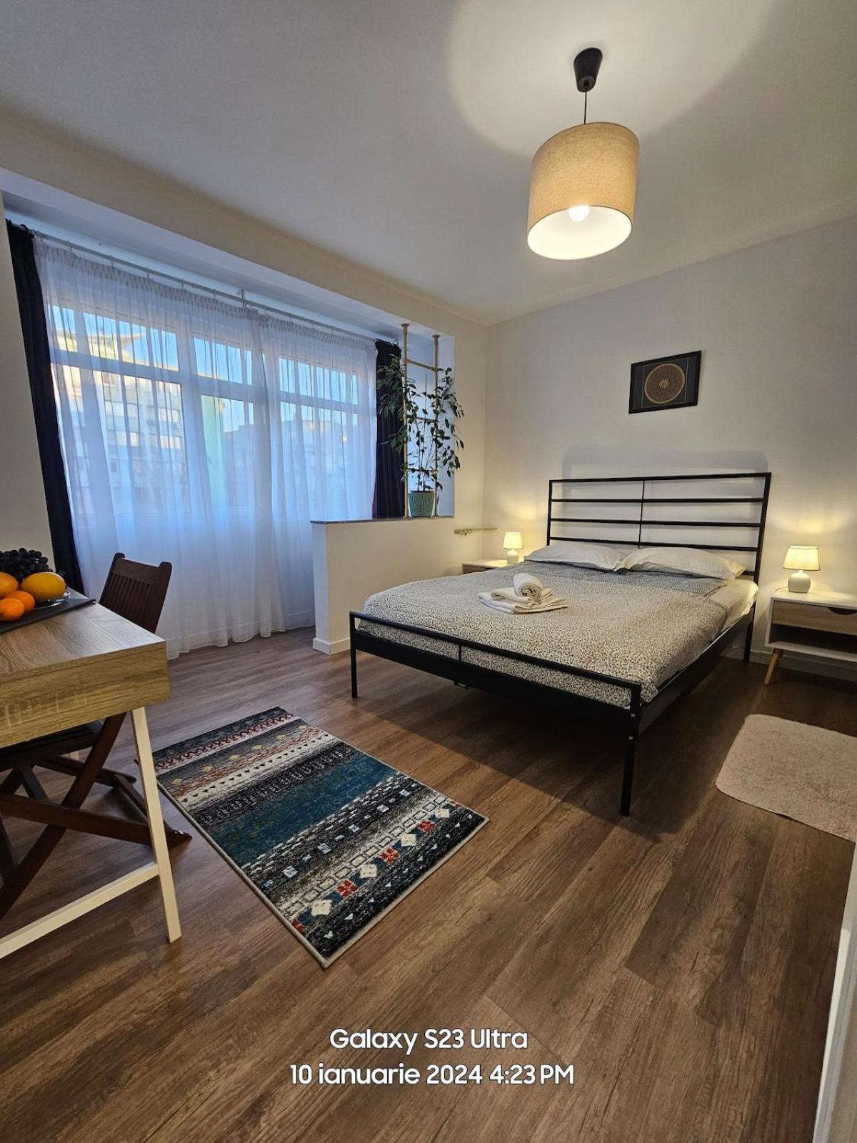 Central, Happy Wi Fi Apartment