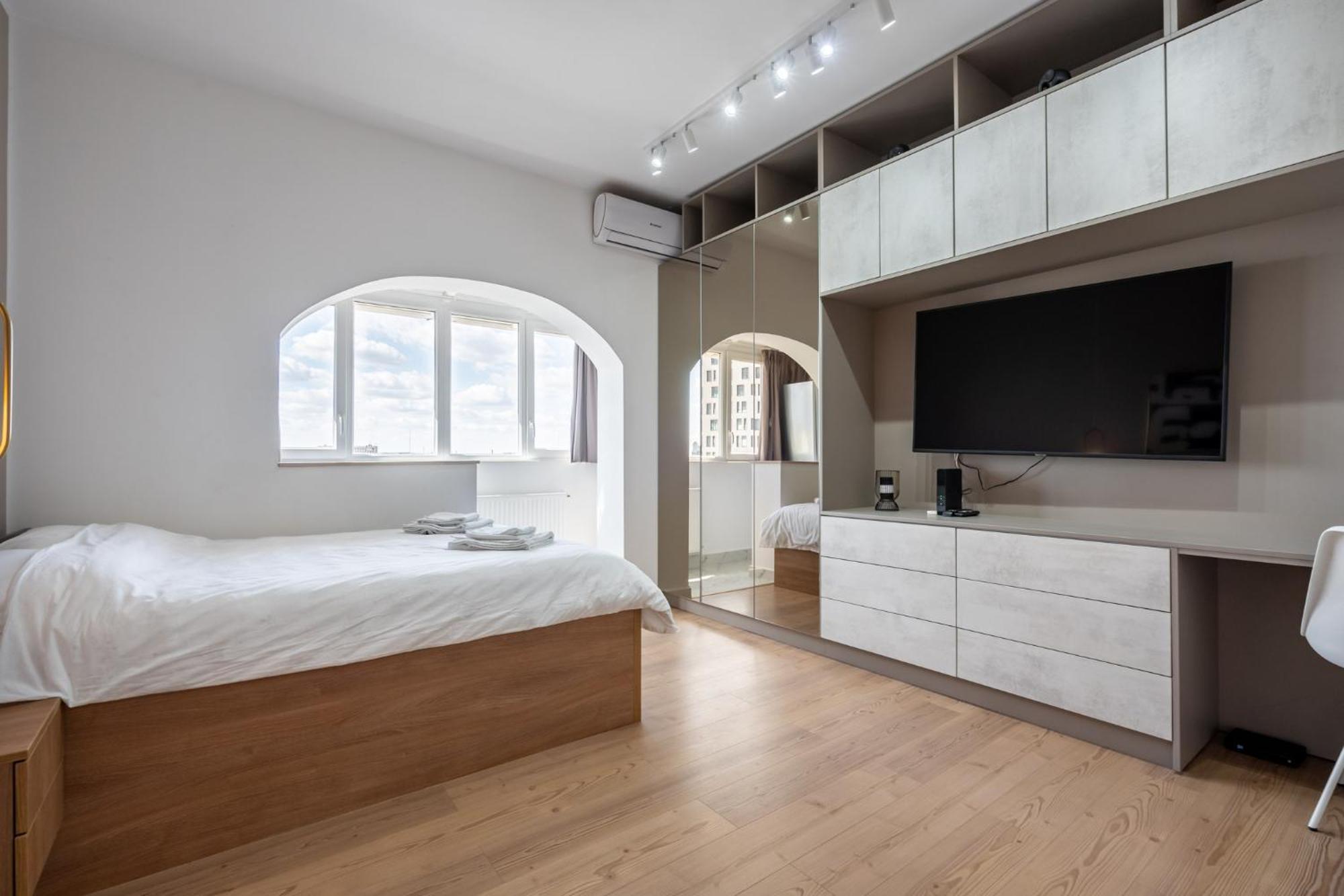 Sunset - Luxury On Calea Victoriei Apartment *