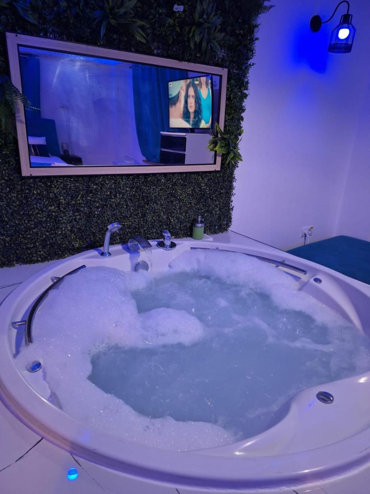 Ris Premium Lux Jacuzzi Apartment