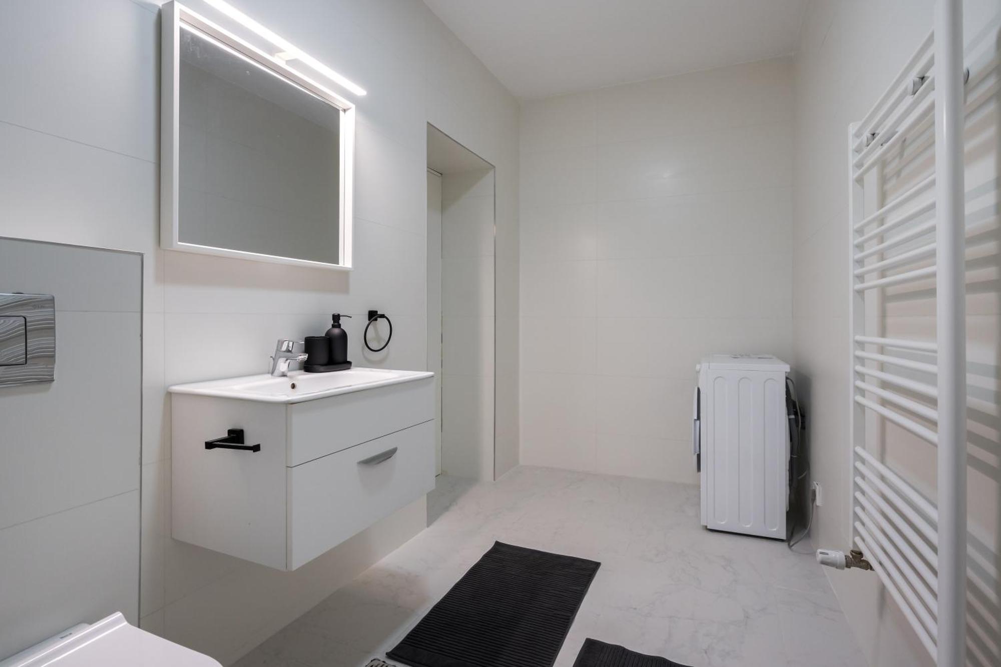 Ivory Concept 65b Apartment