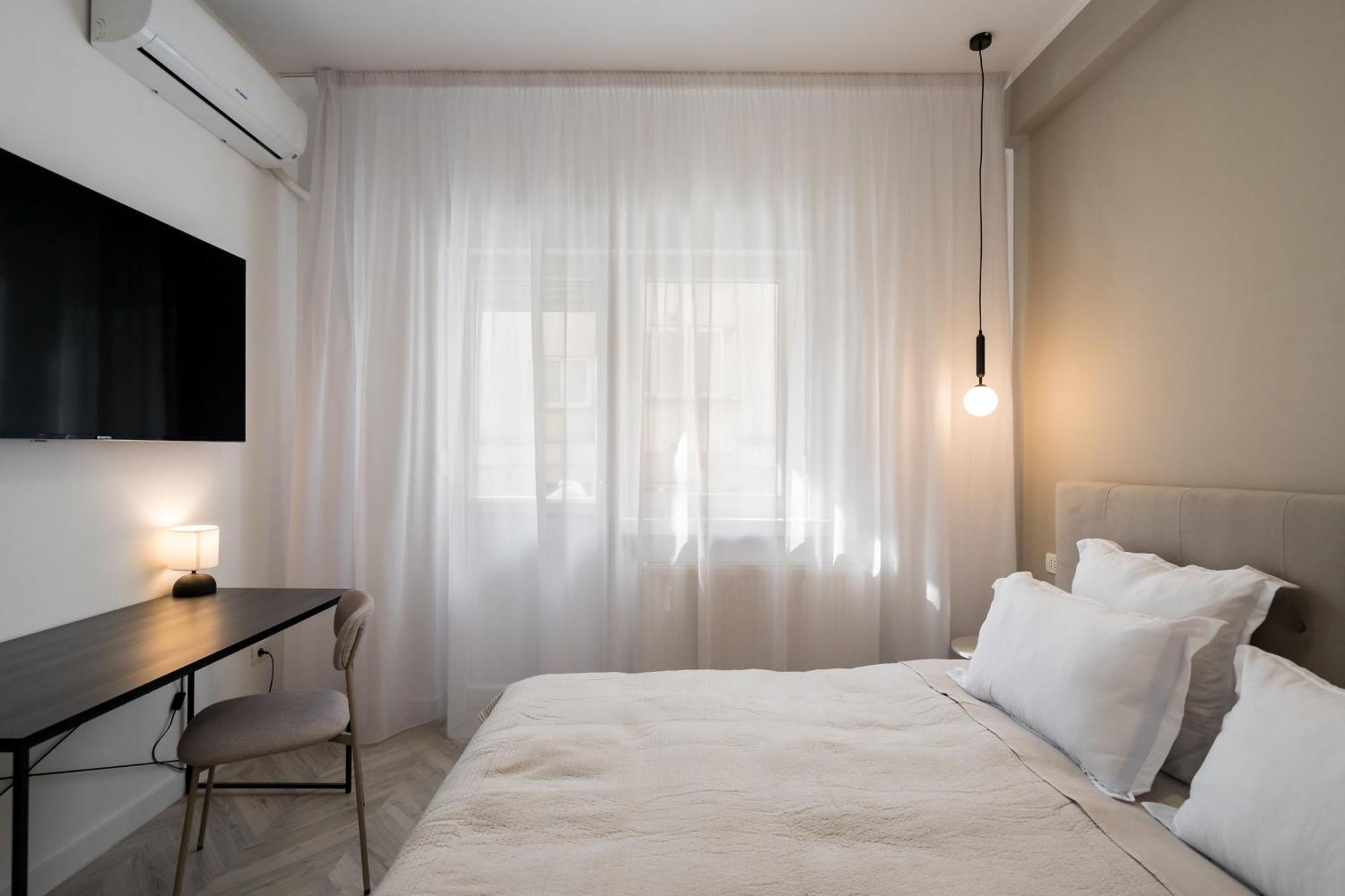 2 Bedrooms Old Center Apartment