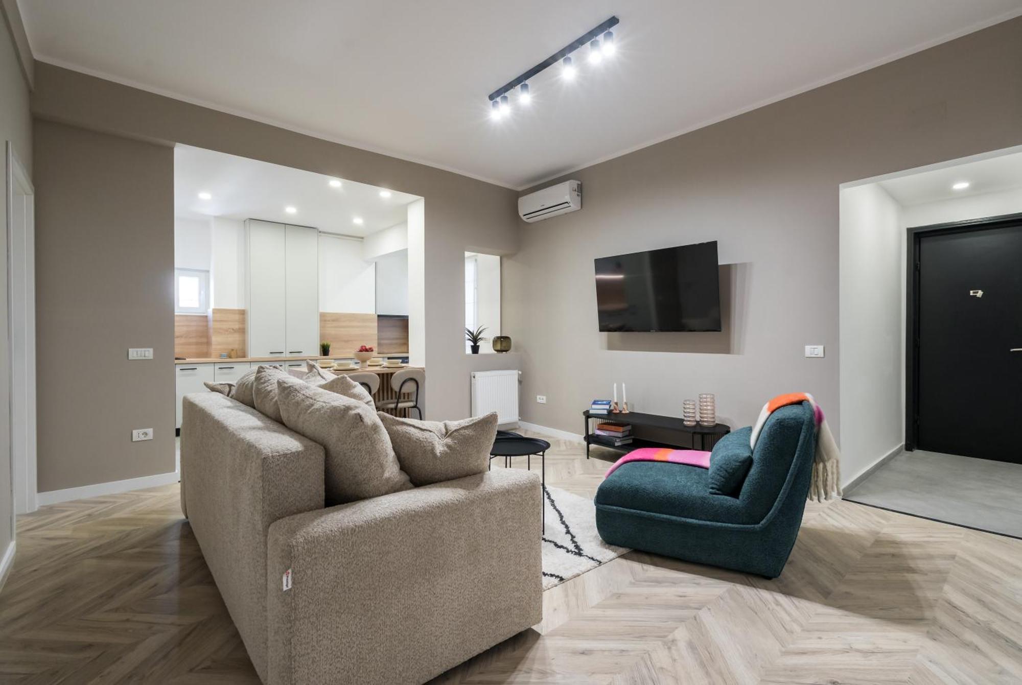 2 Bedrooms Old Center Apartment