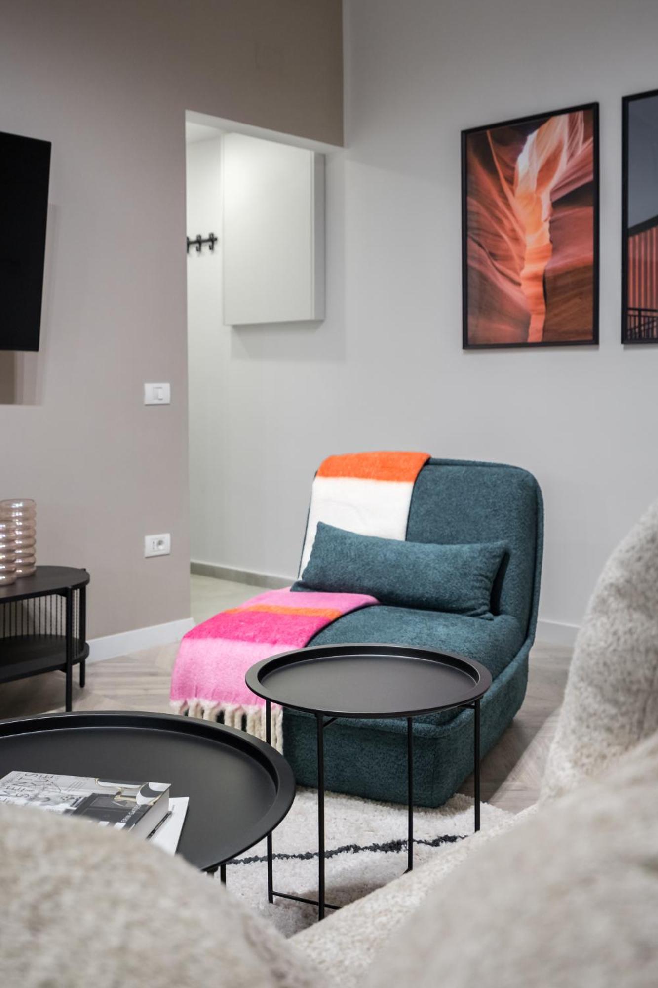 2 Bedrooms Old Center Apartment *