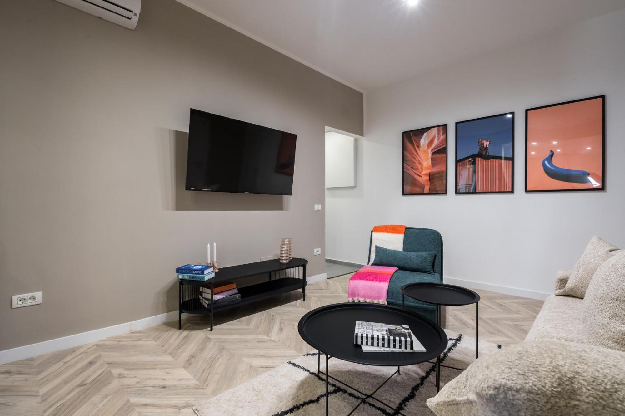 Apartment 2 Bedrooms Old Center Bucharest