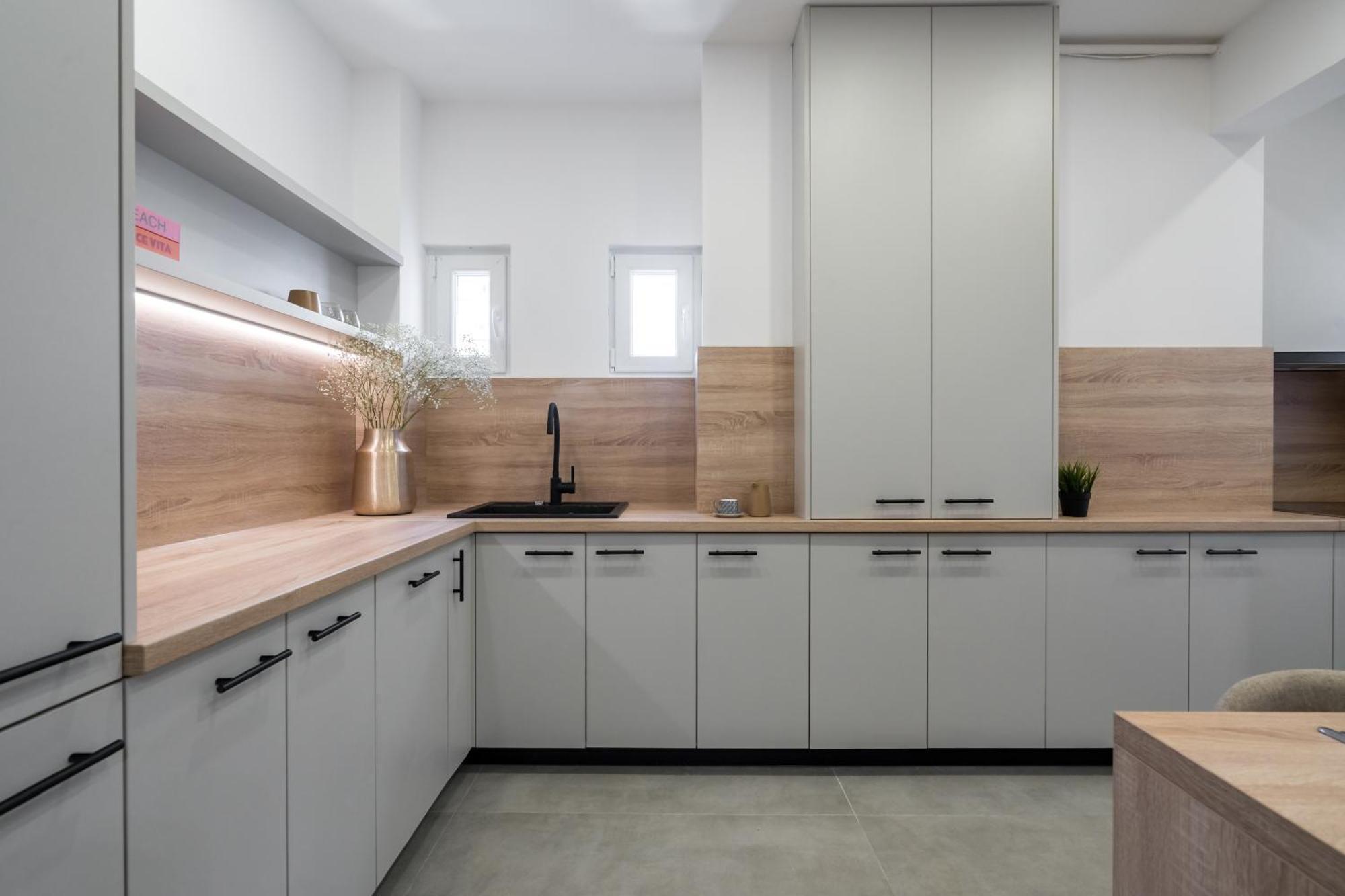 2 Bedrooms Old Center Apartment *