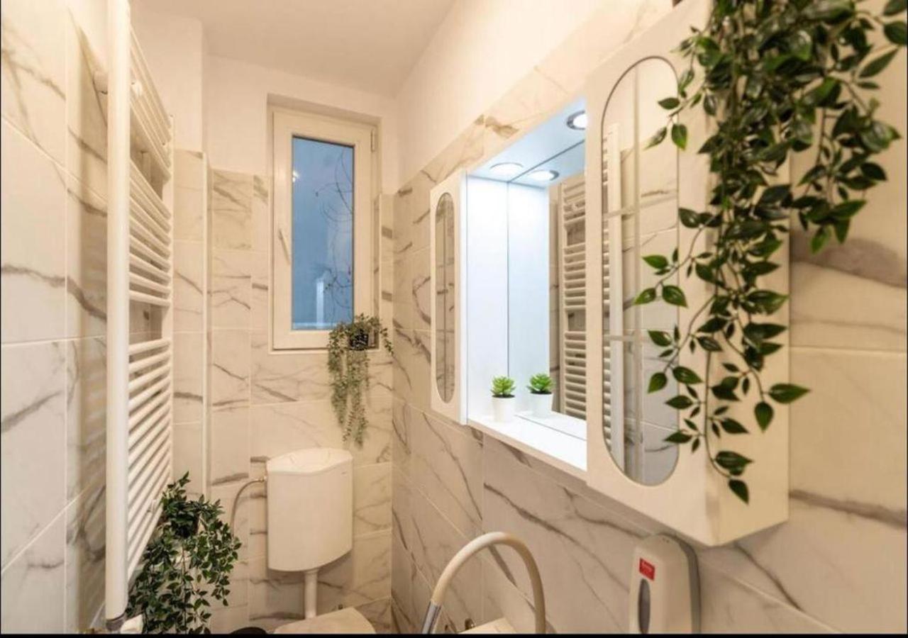 Tiny Haven - Cozy In Piata Romana *