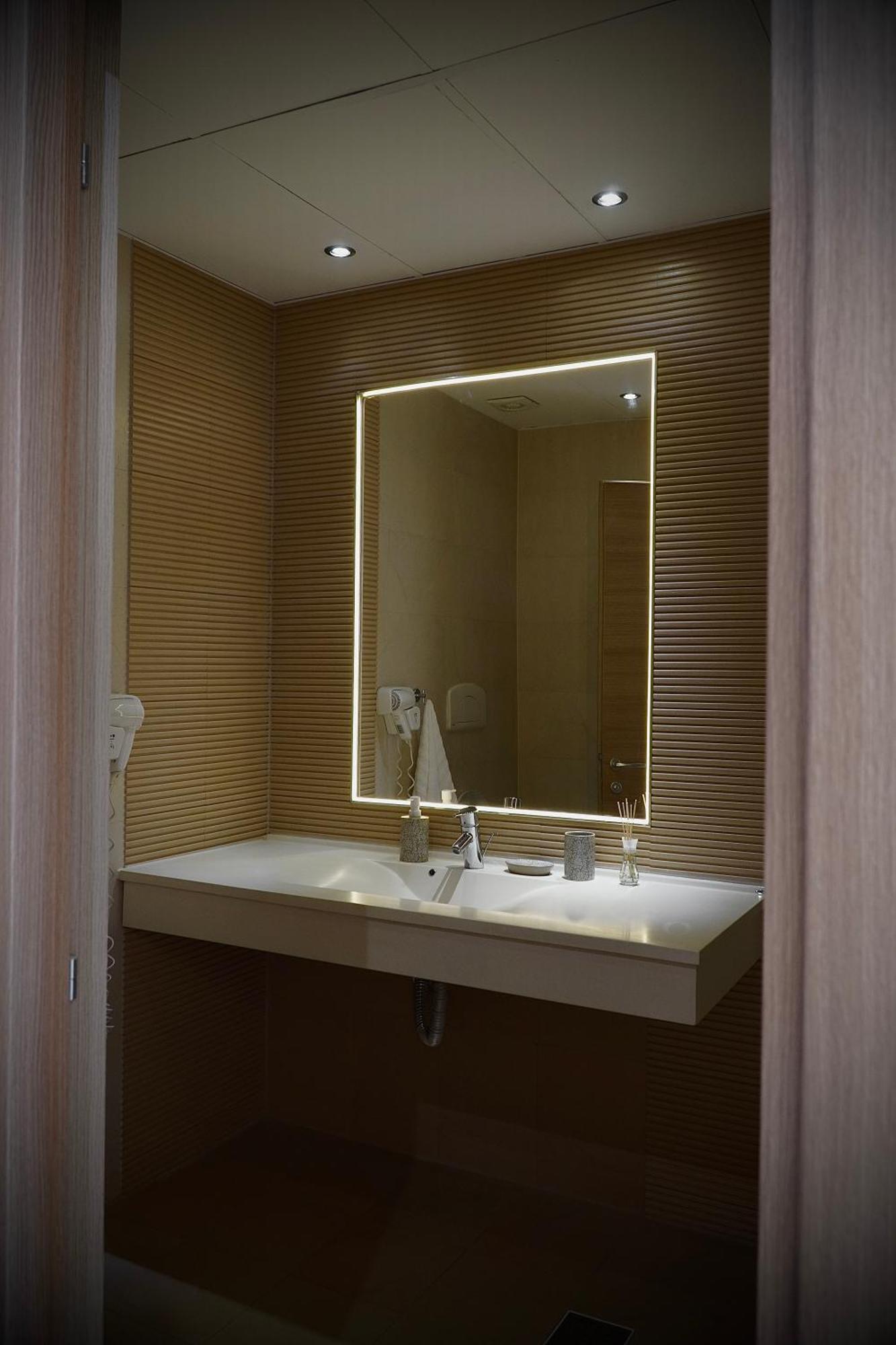 Ludovic Luxury Apartment Bucharest