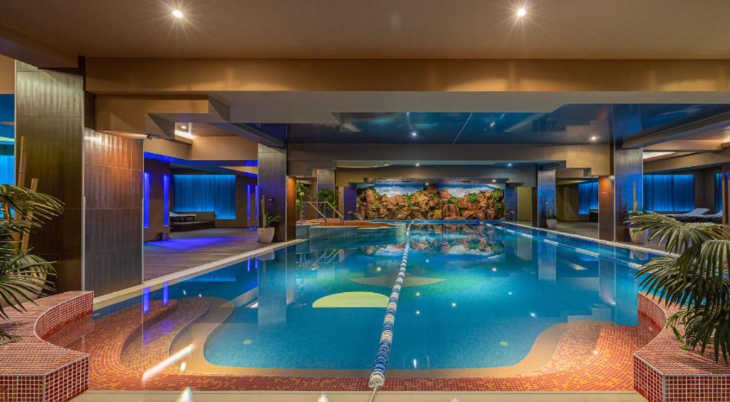 Ludovic Luxury * Bucharest