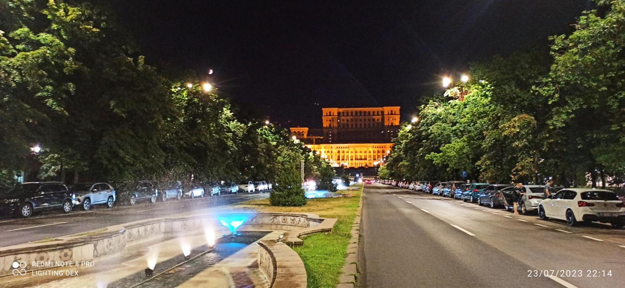 Comfortable Square Apartment Bucharest
